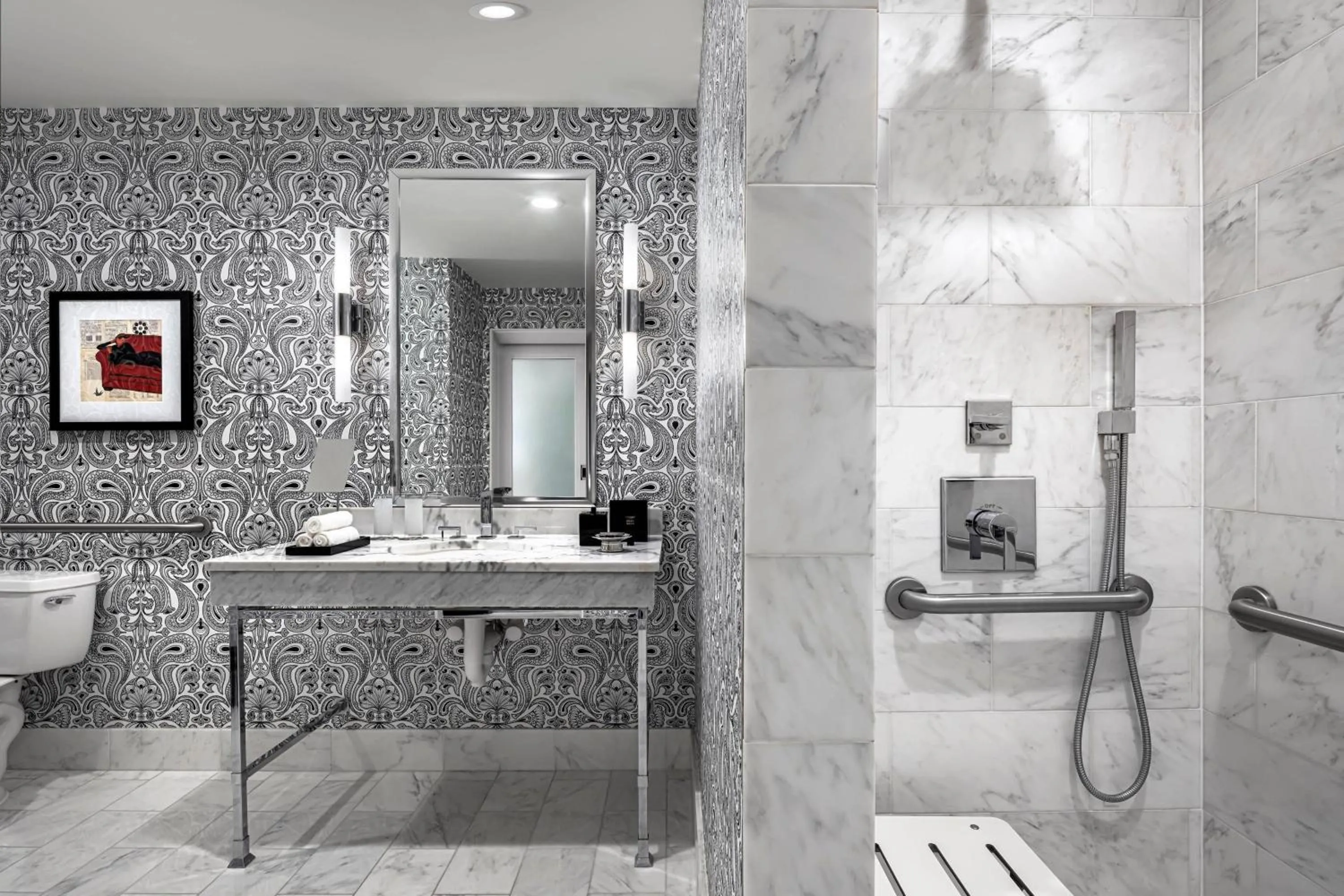 Bathroom in The Blackstone, Autograph Collection