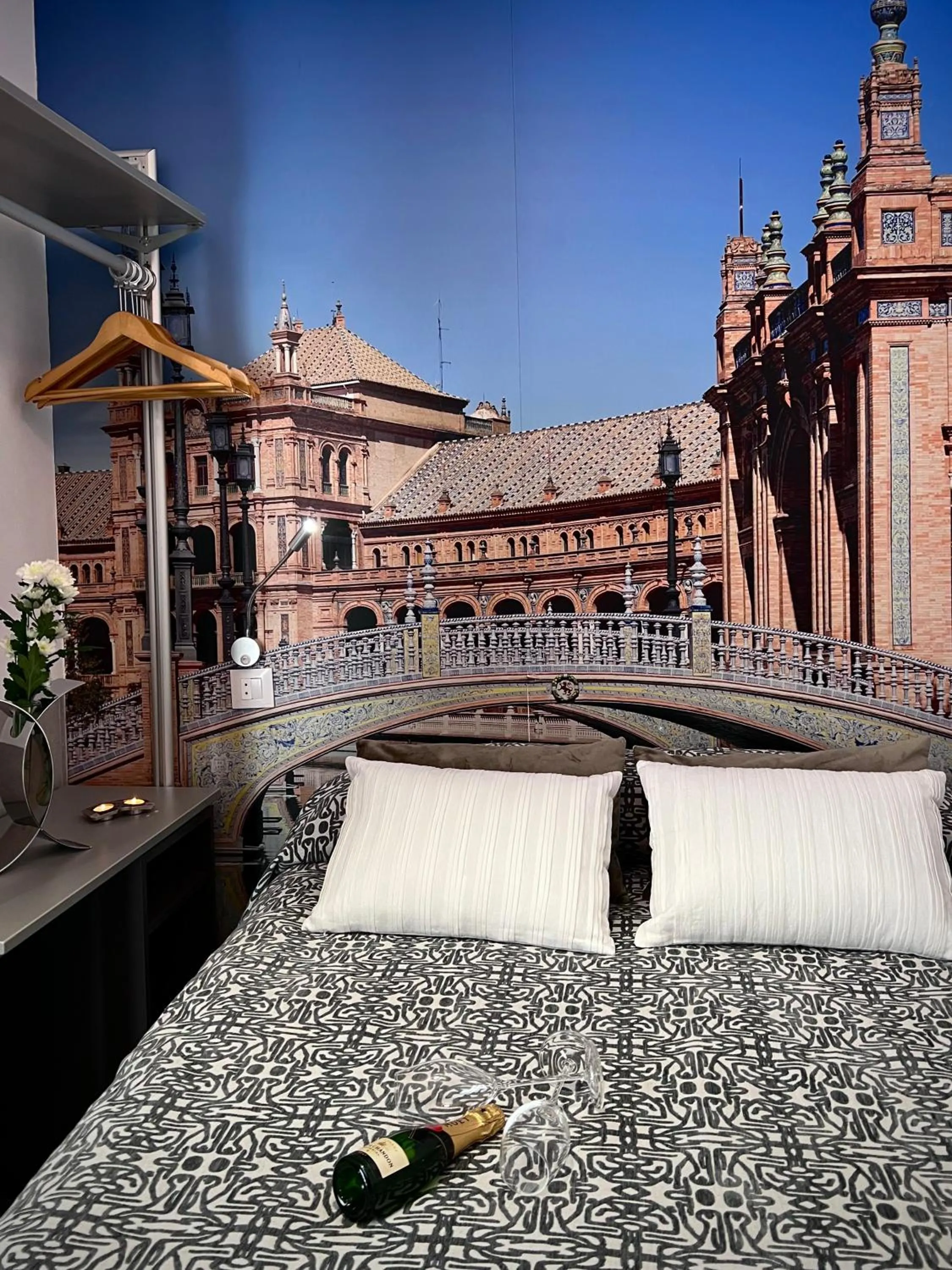 Bedroom, Bed in Hostal Paco´s