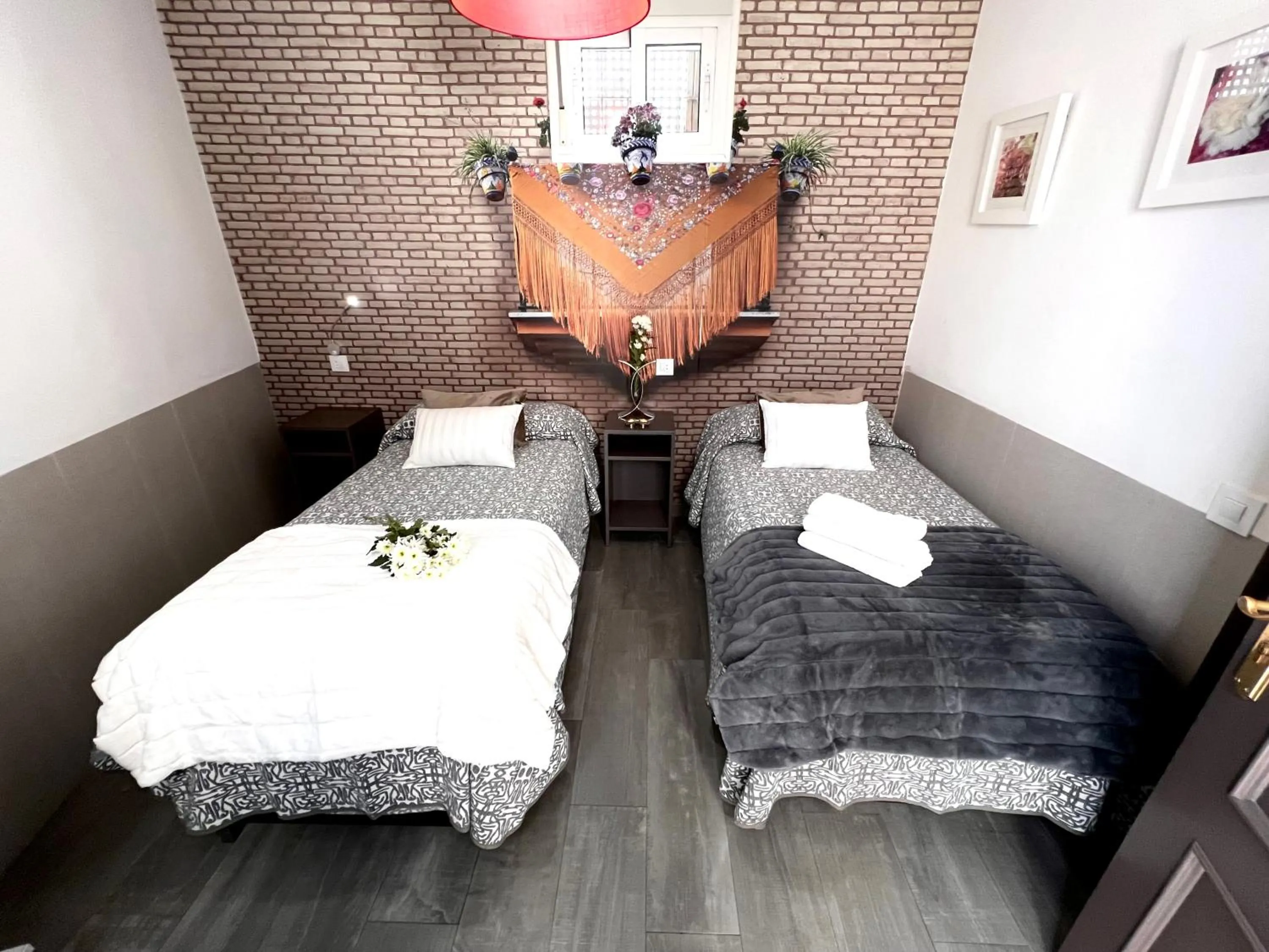 Bedroom, Bed in Hostal Paco´s