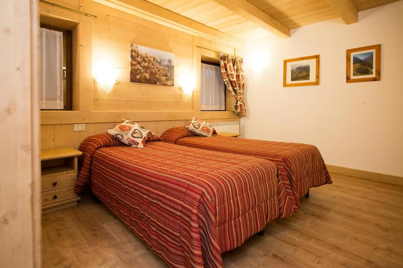 Bedroom, Bed in Hotel Restaurant La Barme