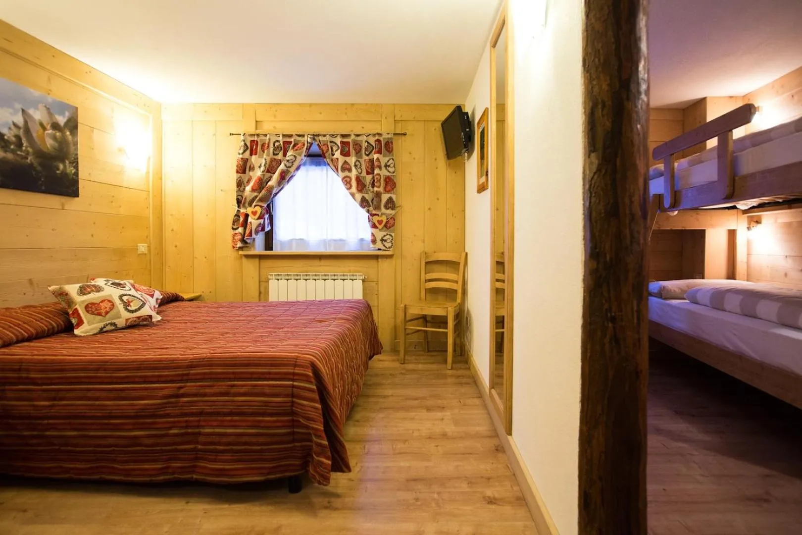 Bedroom, Bed in Hotel Restaurant La Barme