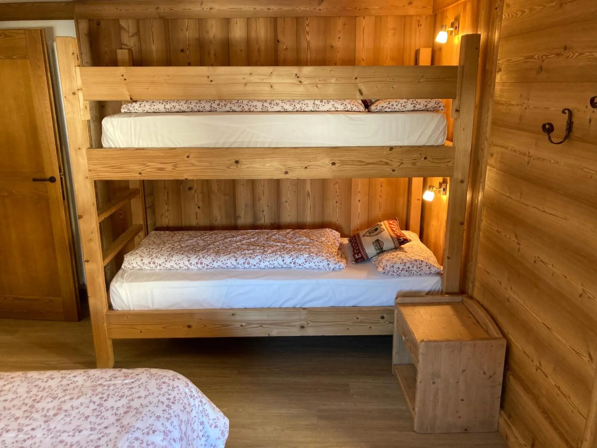 bunk bed, Bed in Résidence Château Royal
