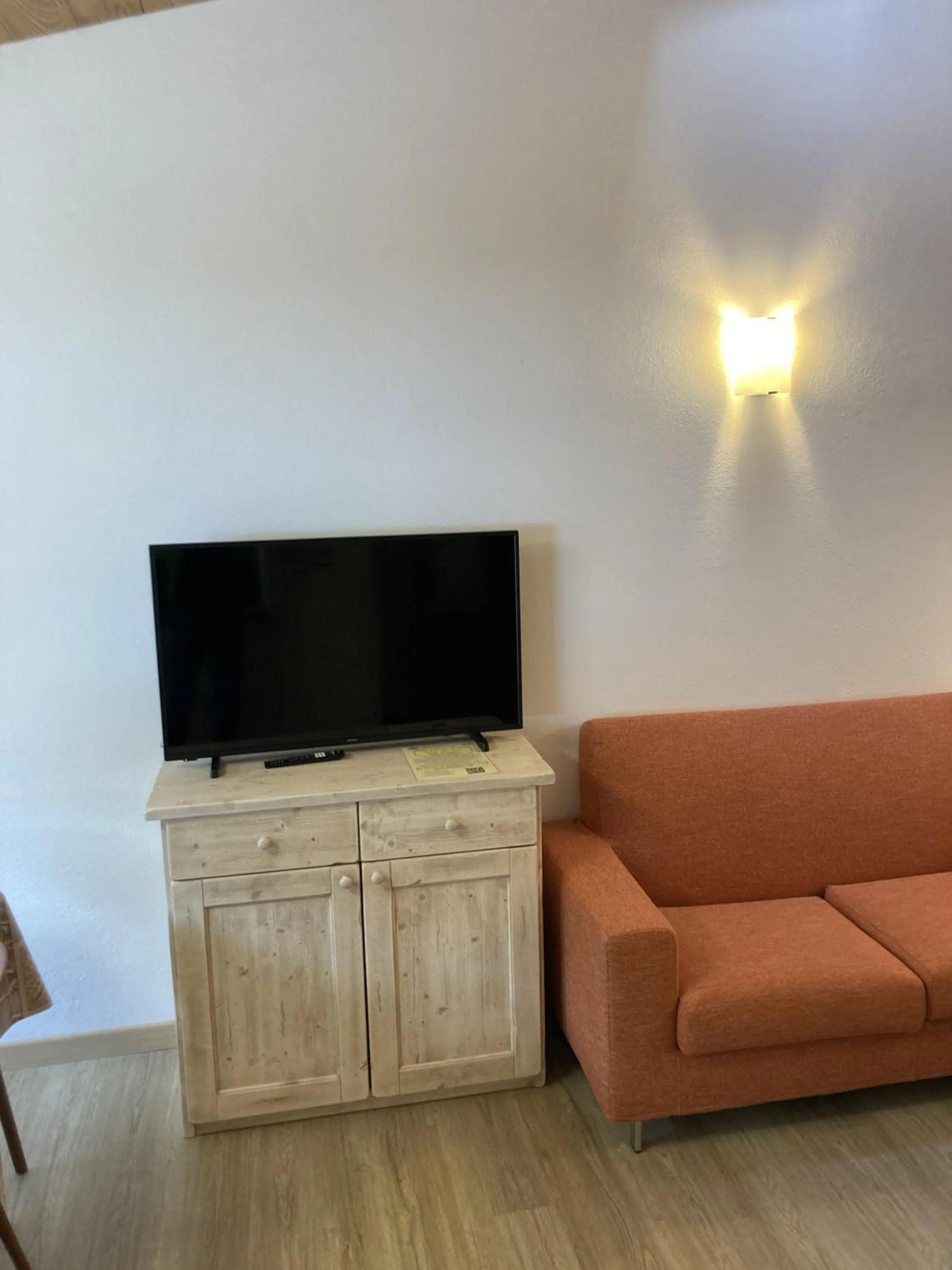 TV and multimedia in Résidence Château Royal