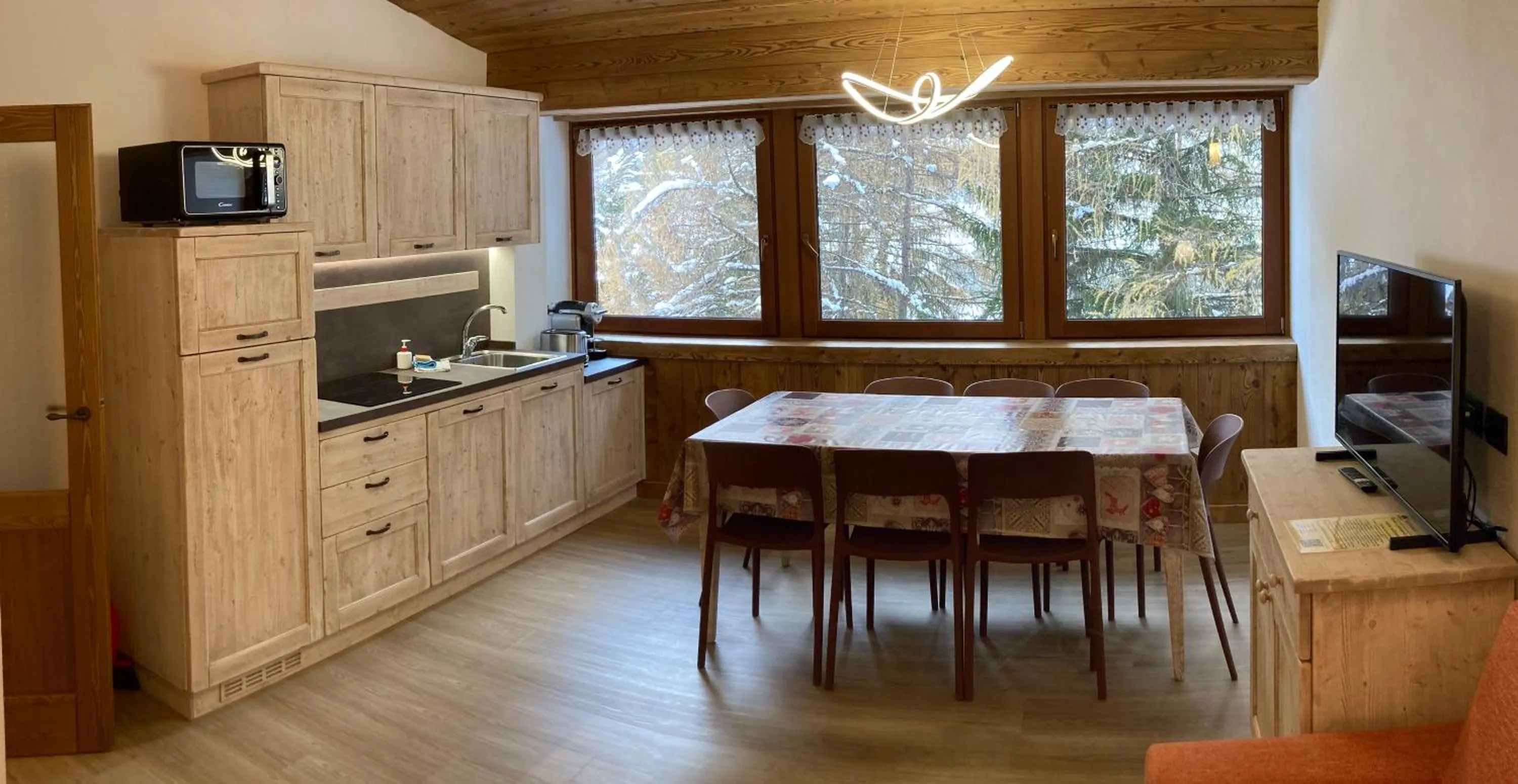 Kitchen or kitchenette in Résidence Château Royal