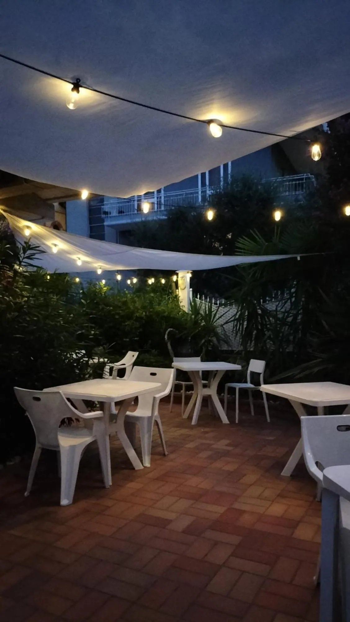 Lounge or bar in HOTEL Villa Lilla