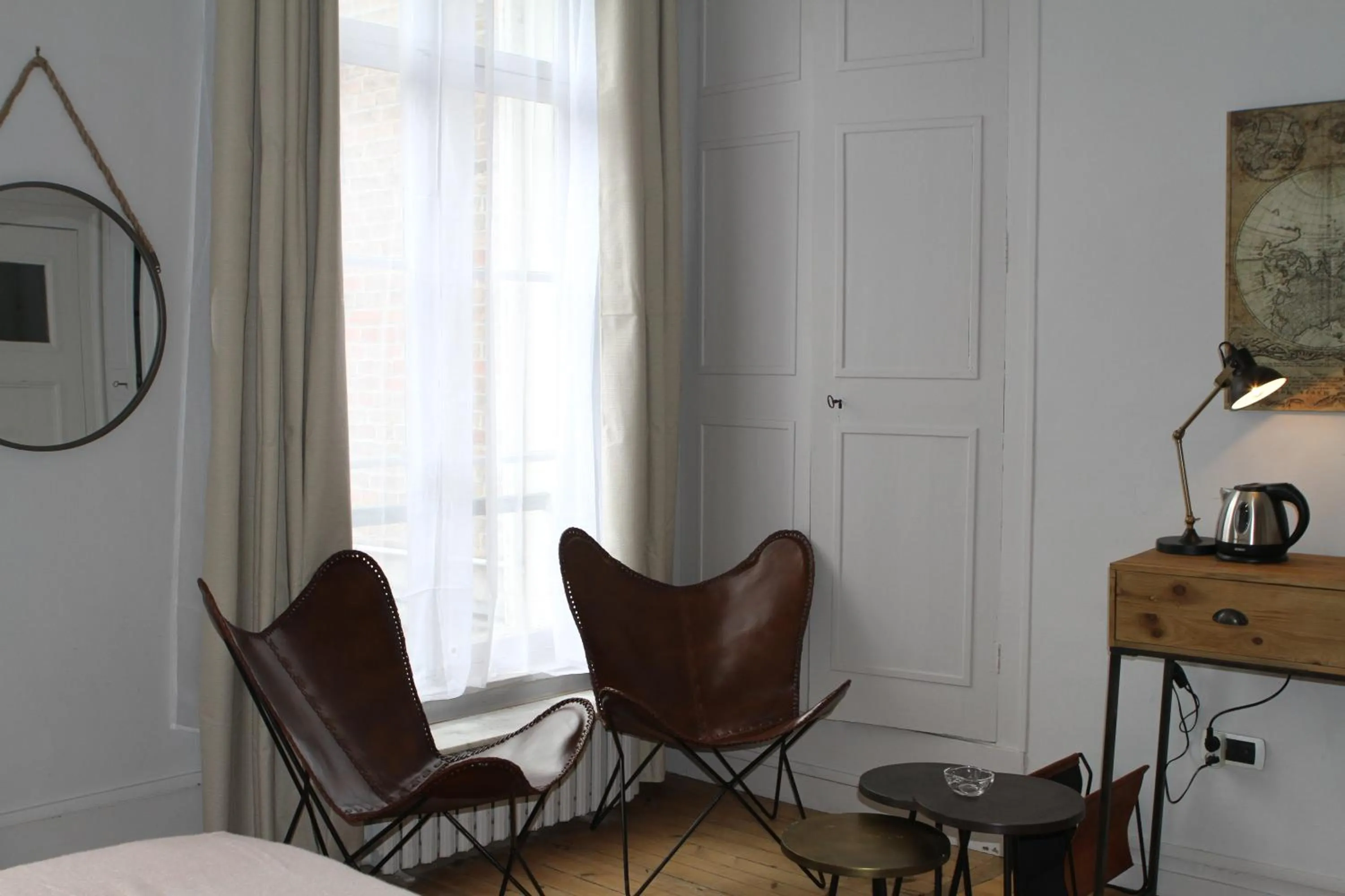 Photo of the whole room in Une maison en ville Hypercentre - Spa