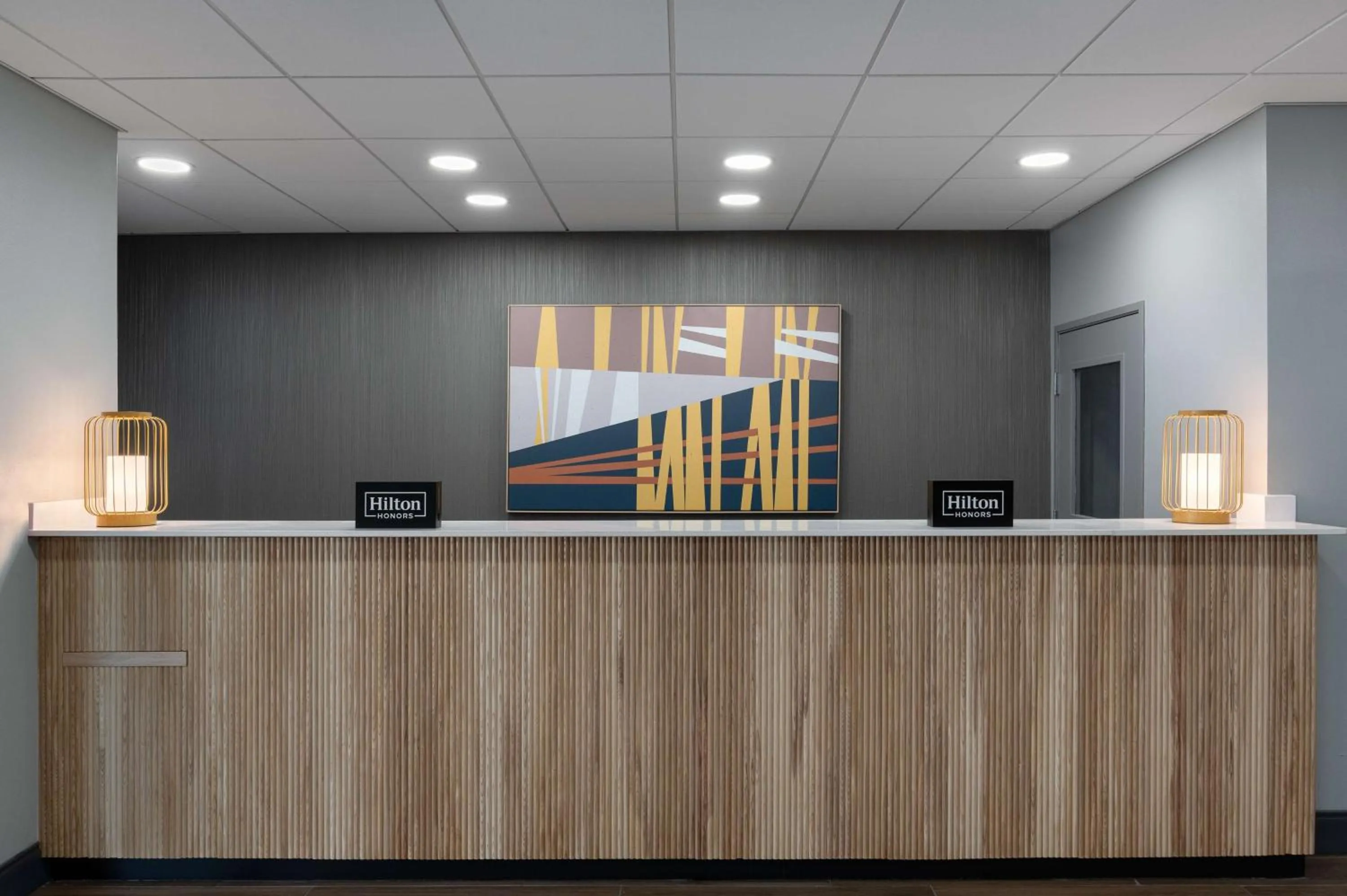 Lobby or reception in Spark by Hilton Savannah South I-95