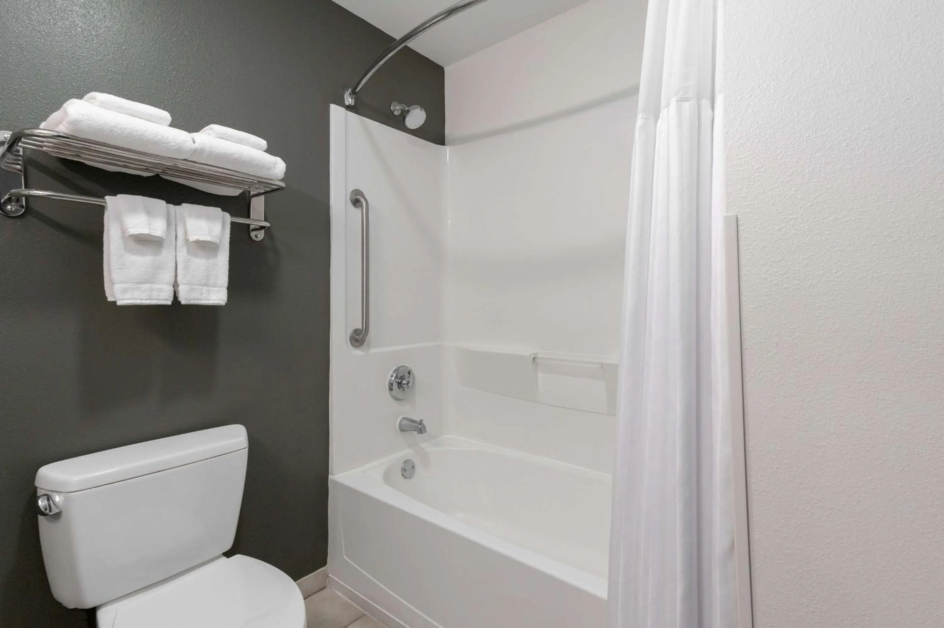 Bathroom in Spark by Hilton Savannah South I-95