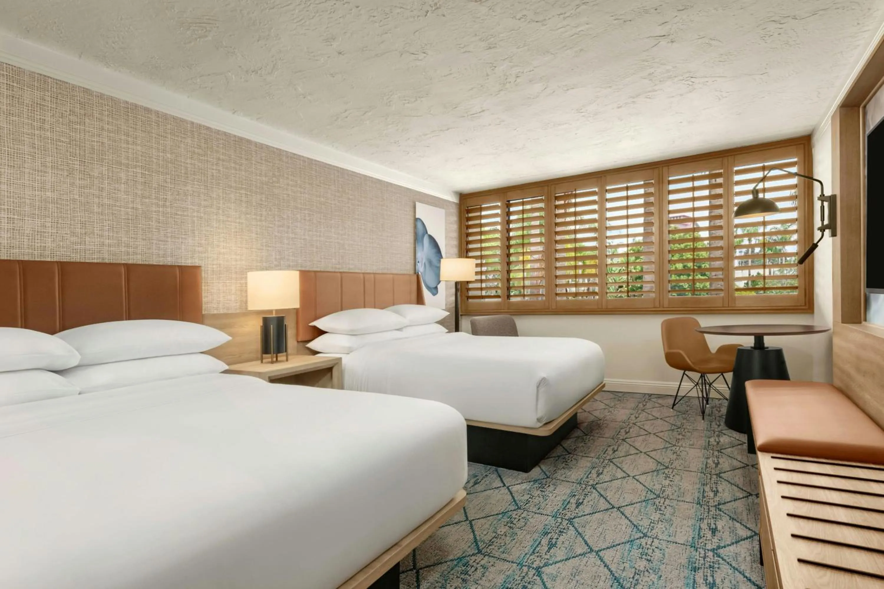 Photo of the whole room, Bed in Sheraton La Jolla