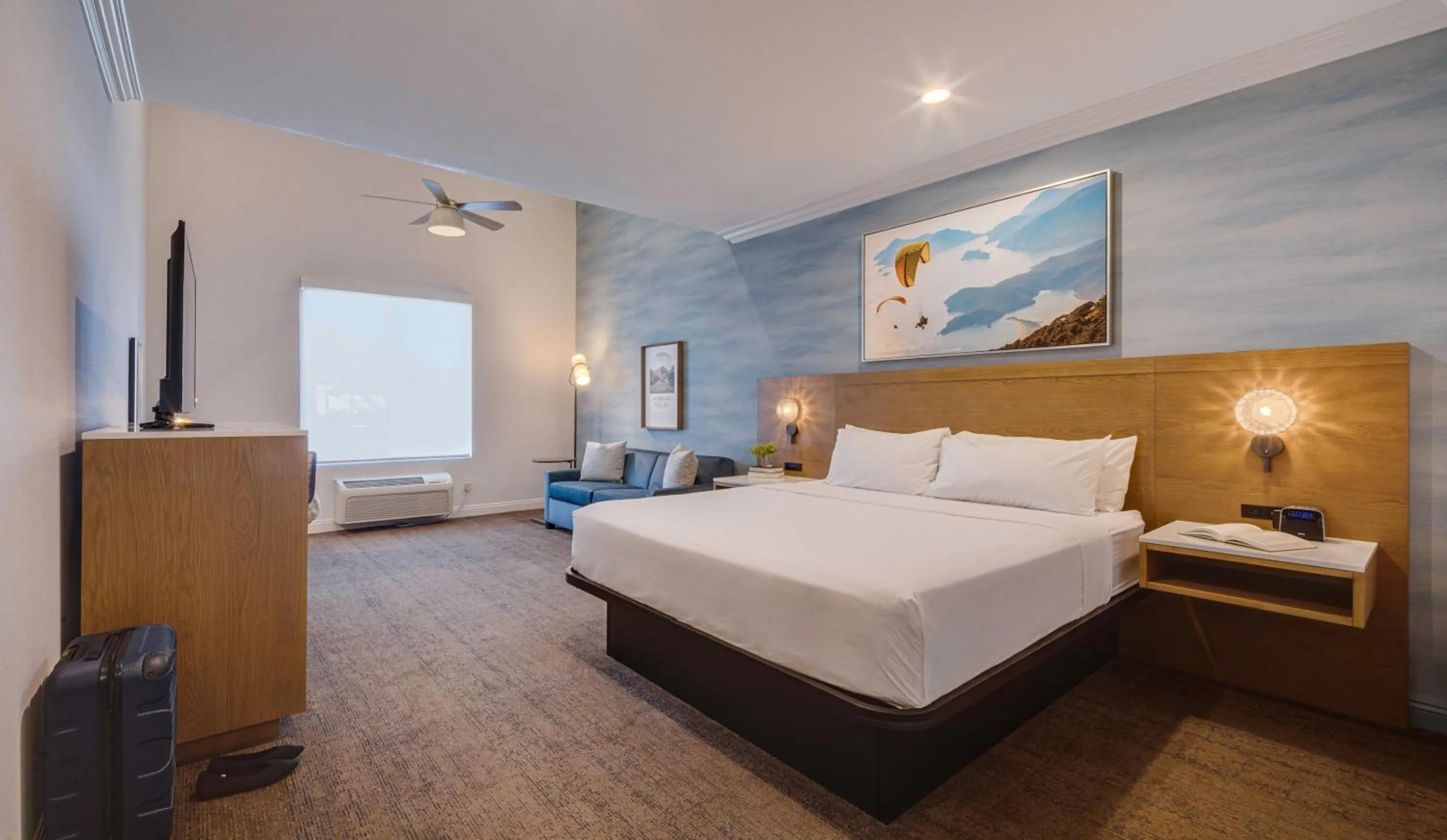 Bedroom, Bed in Ayres Hotel & Spa Moreno Valley/Riverside