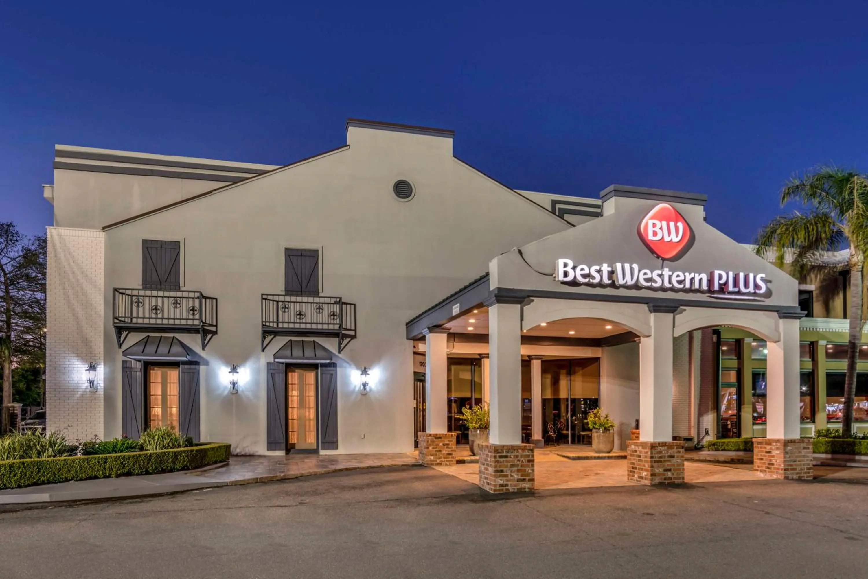 Property building in Best Western Plus Westbank