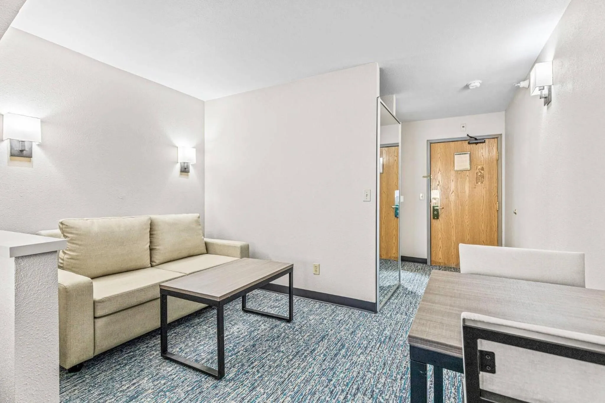 Bedroom in Quality Inn & Suites On The River