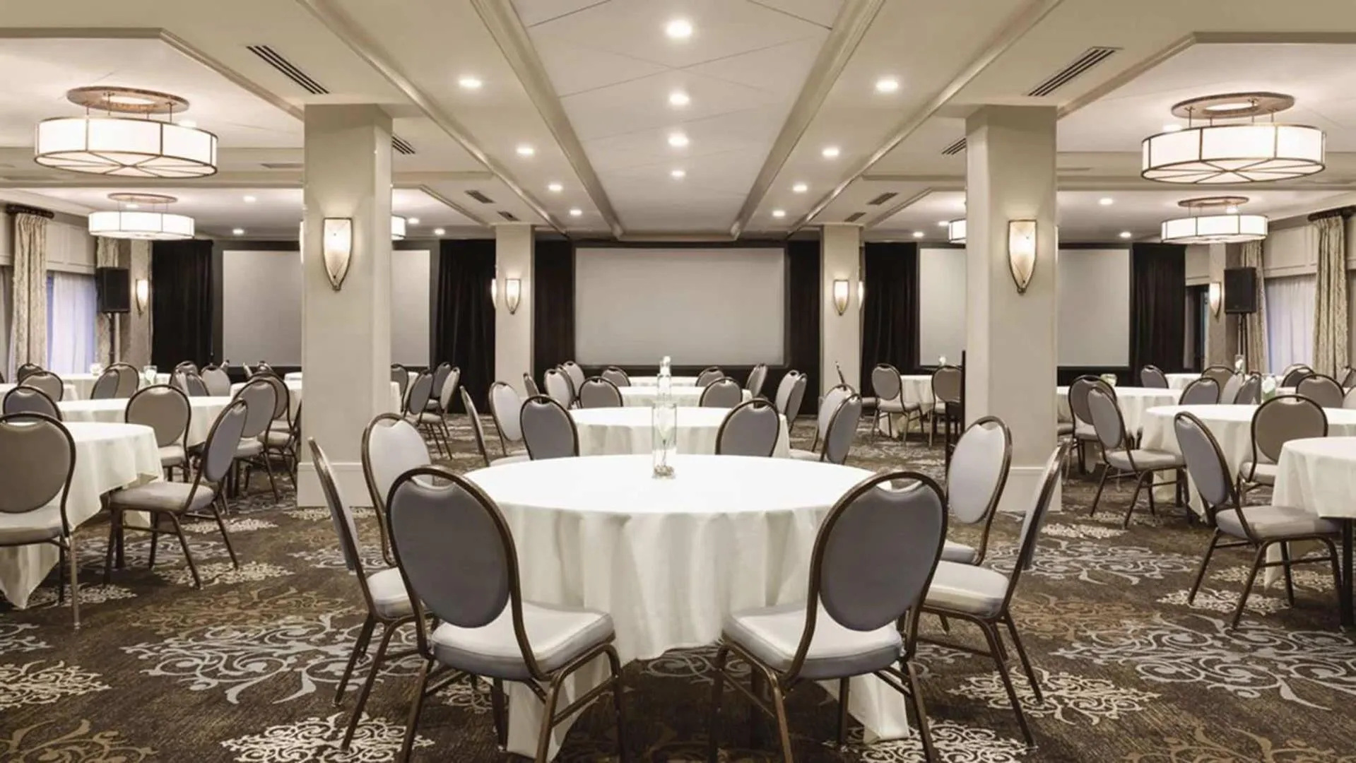 Meeting/conference room in Woodcliff Hotel and Spa