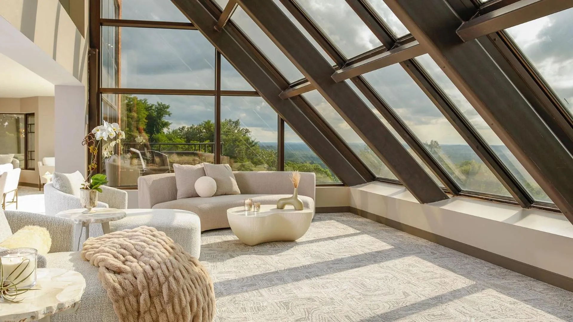 Spa and wellness centre/facilities in Woodcliff Hotel and Spa