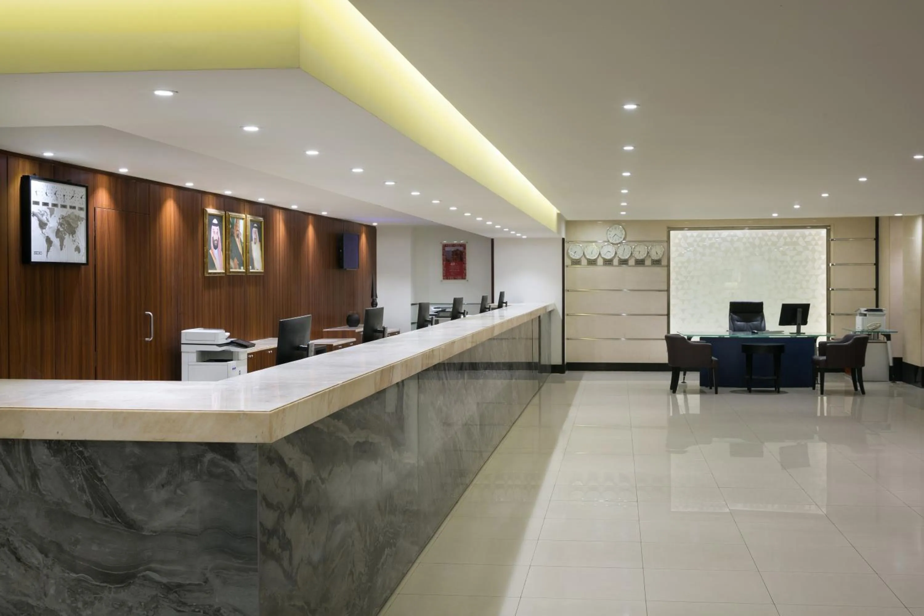 Lobby or reception in Anwar Al Madinah Mövenpick