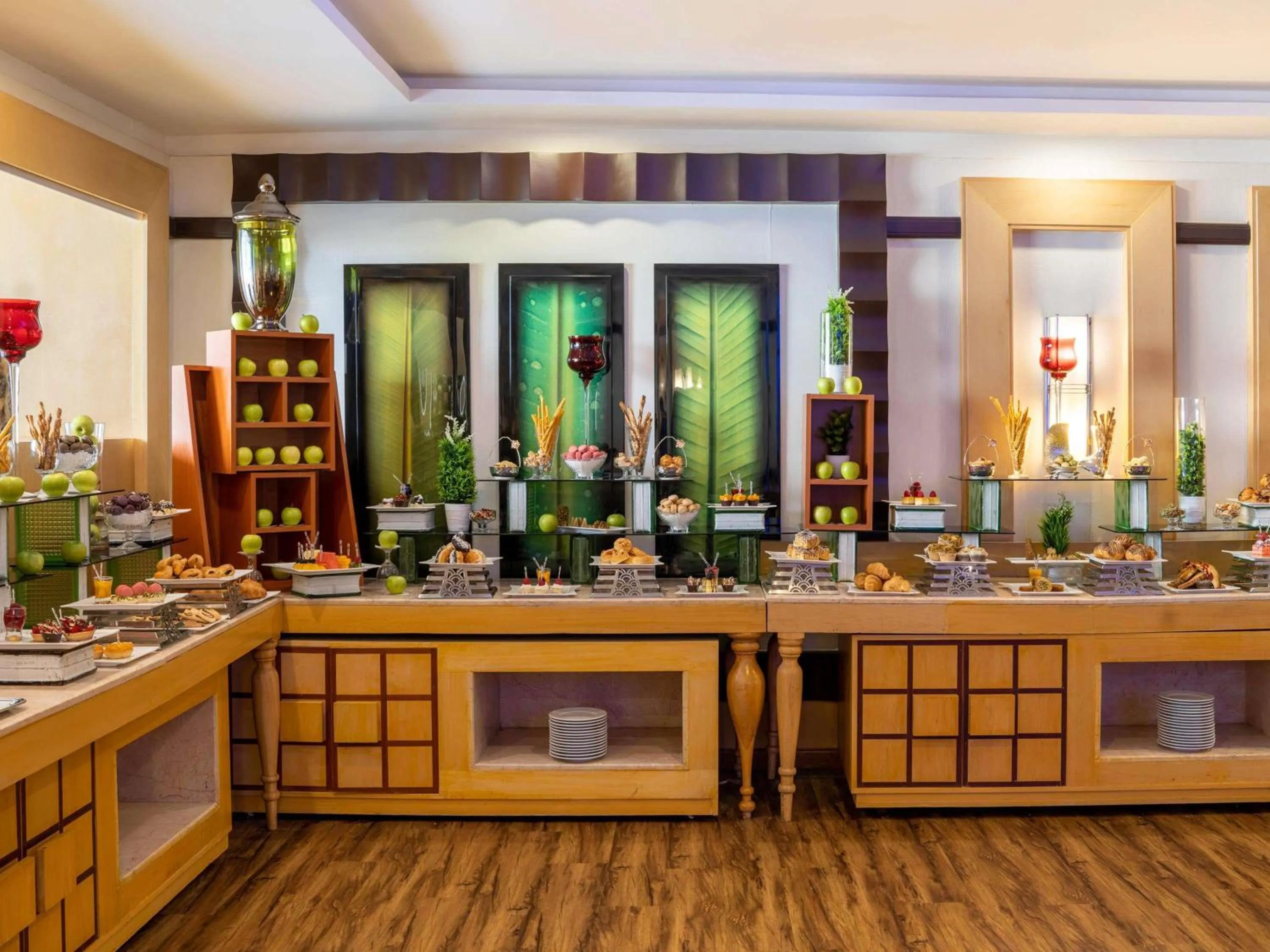 Meeting/conference room in Anwar Al Madinah Mövenpick