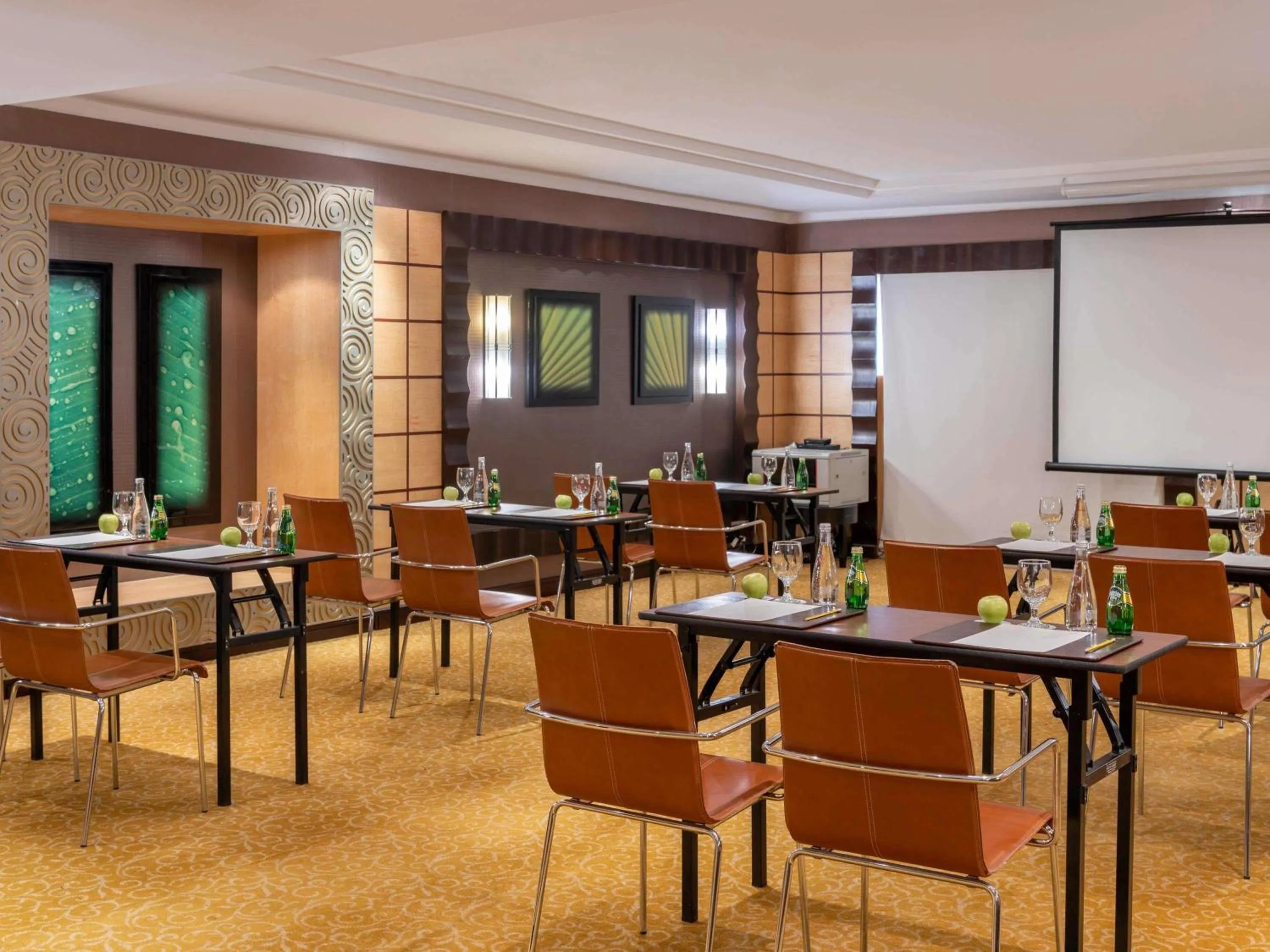 Meeting/conference room in Anwar Al Madinah Mövenpick