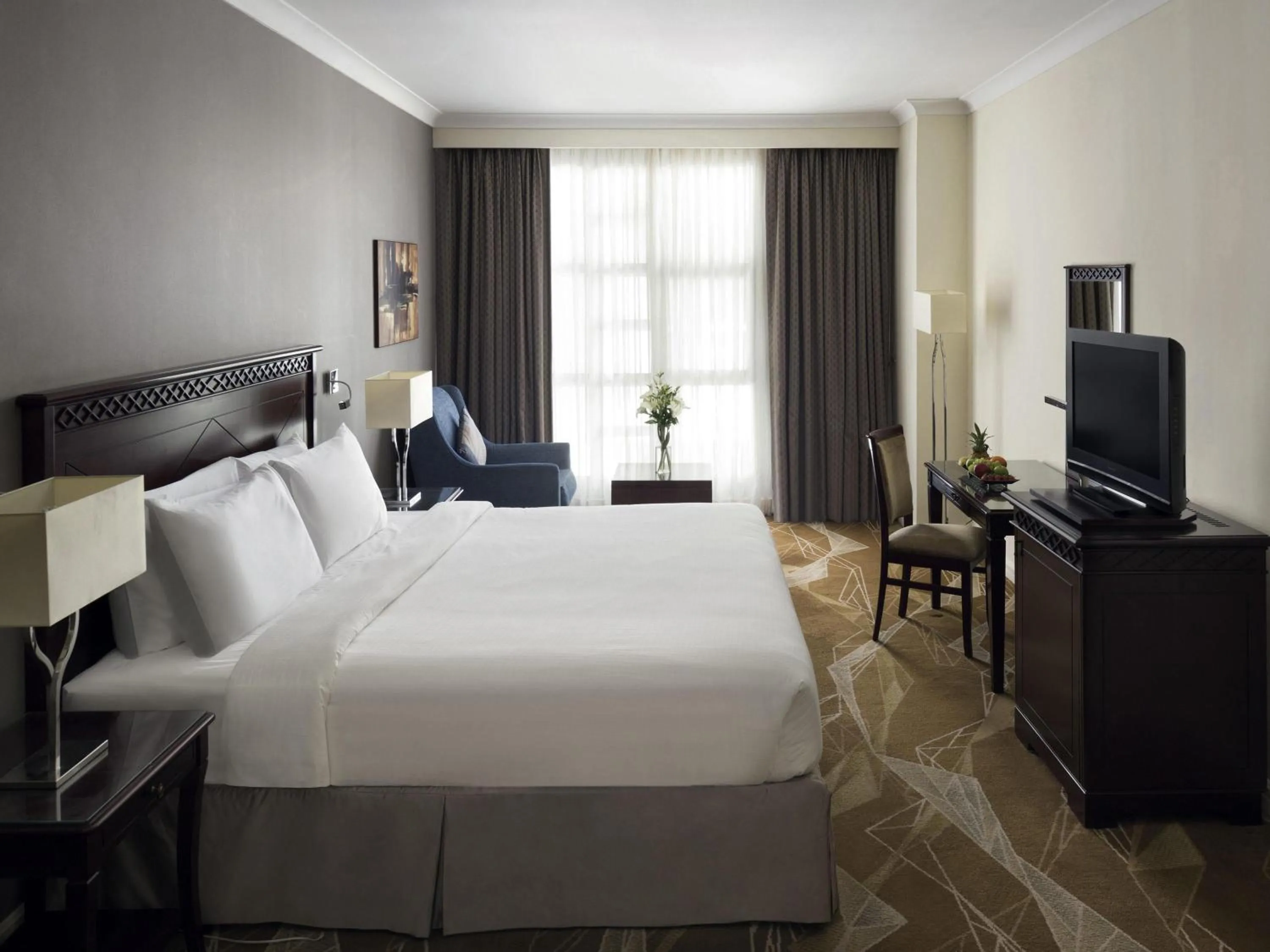 Bedroom, Bed in Anwar Al Madinah Mövenpick