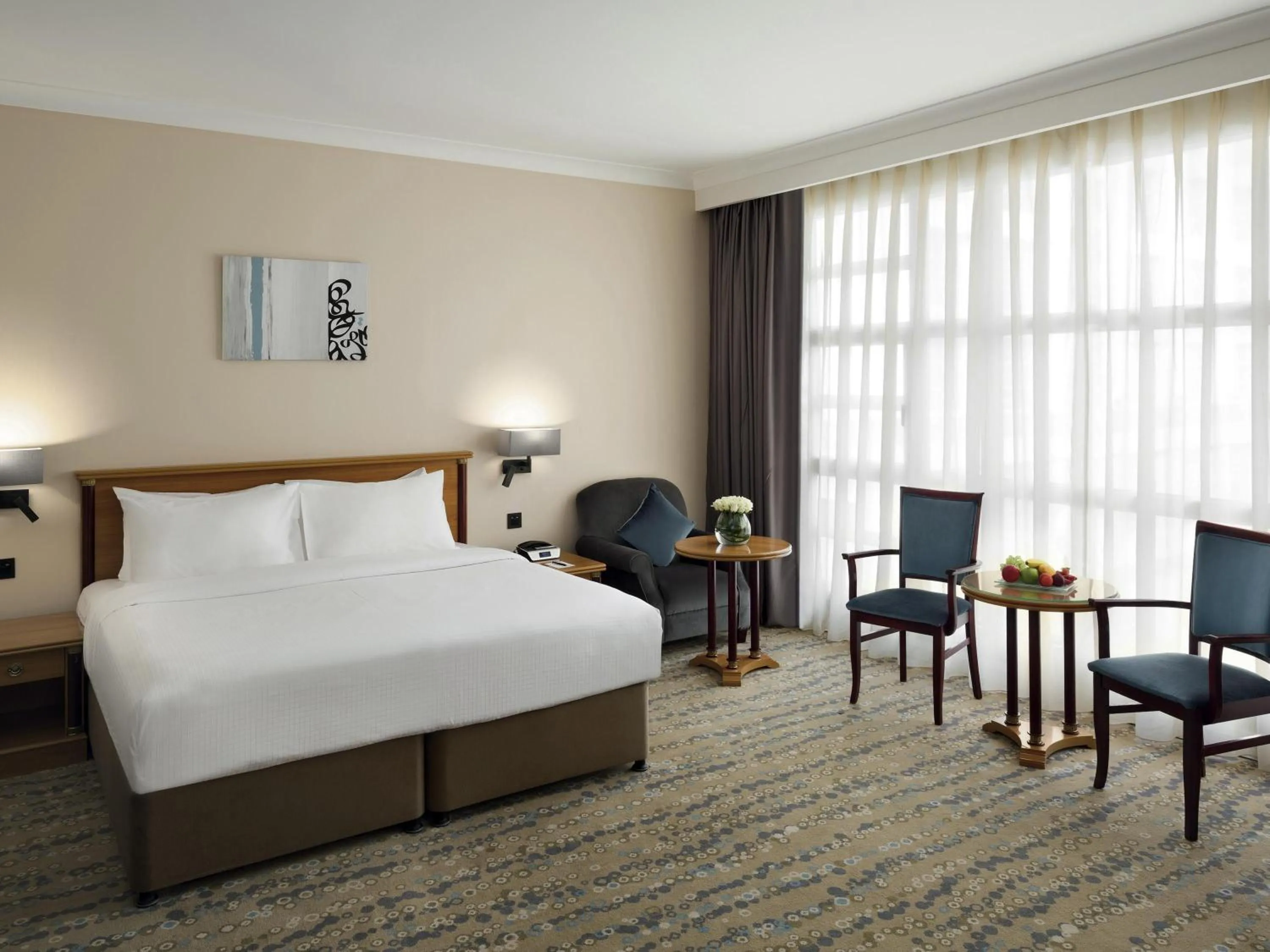 Bedroom, Bed in Anwar Al Madinah Mövenpick