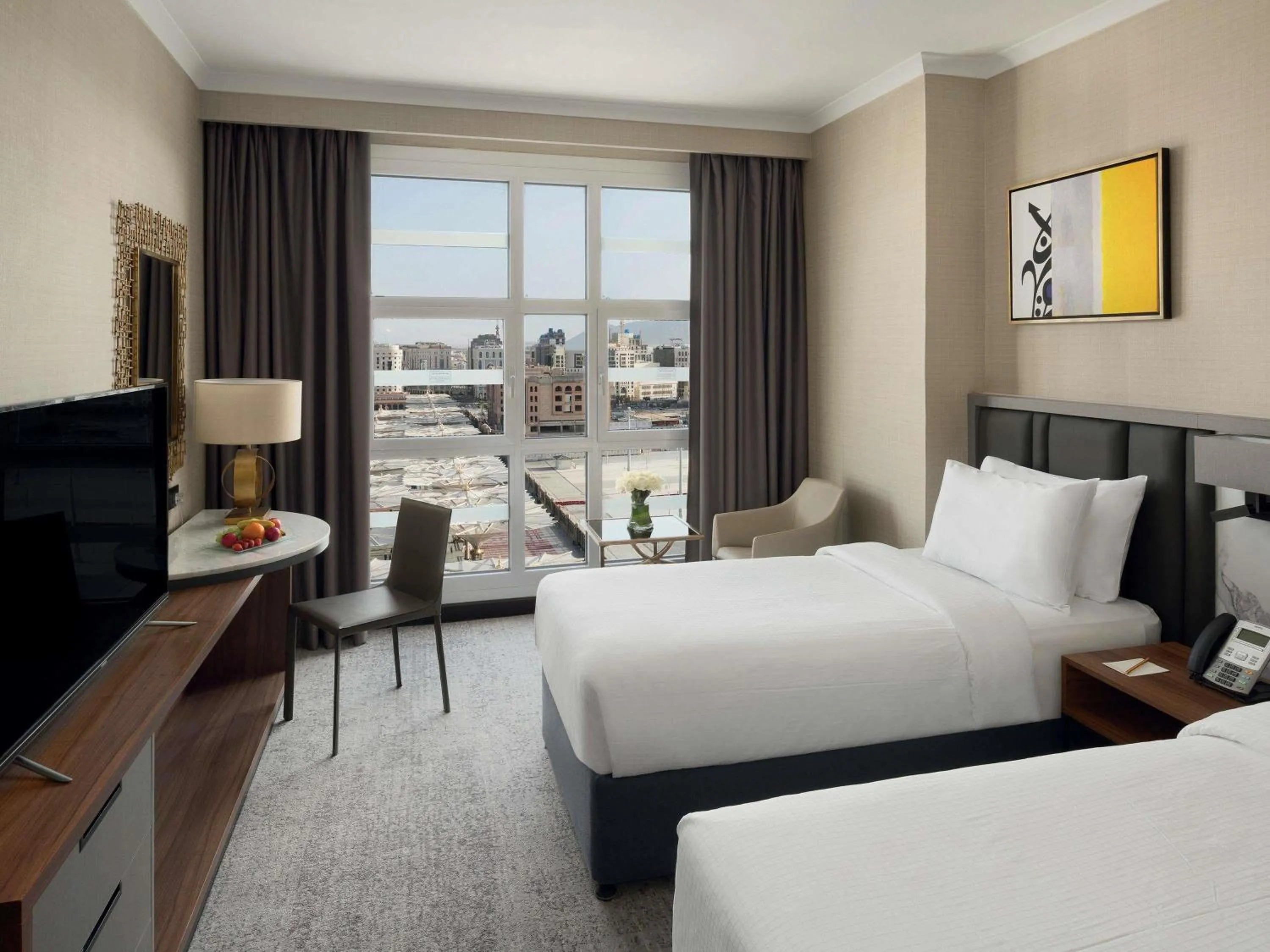 Bedroom, Bed in Anwar Al Madinah Mövenpick