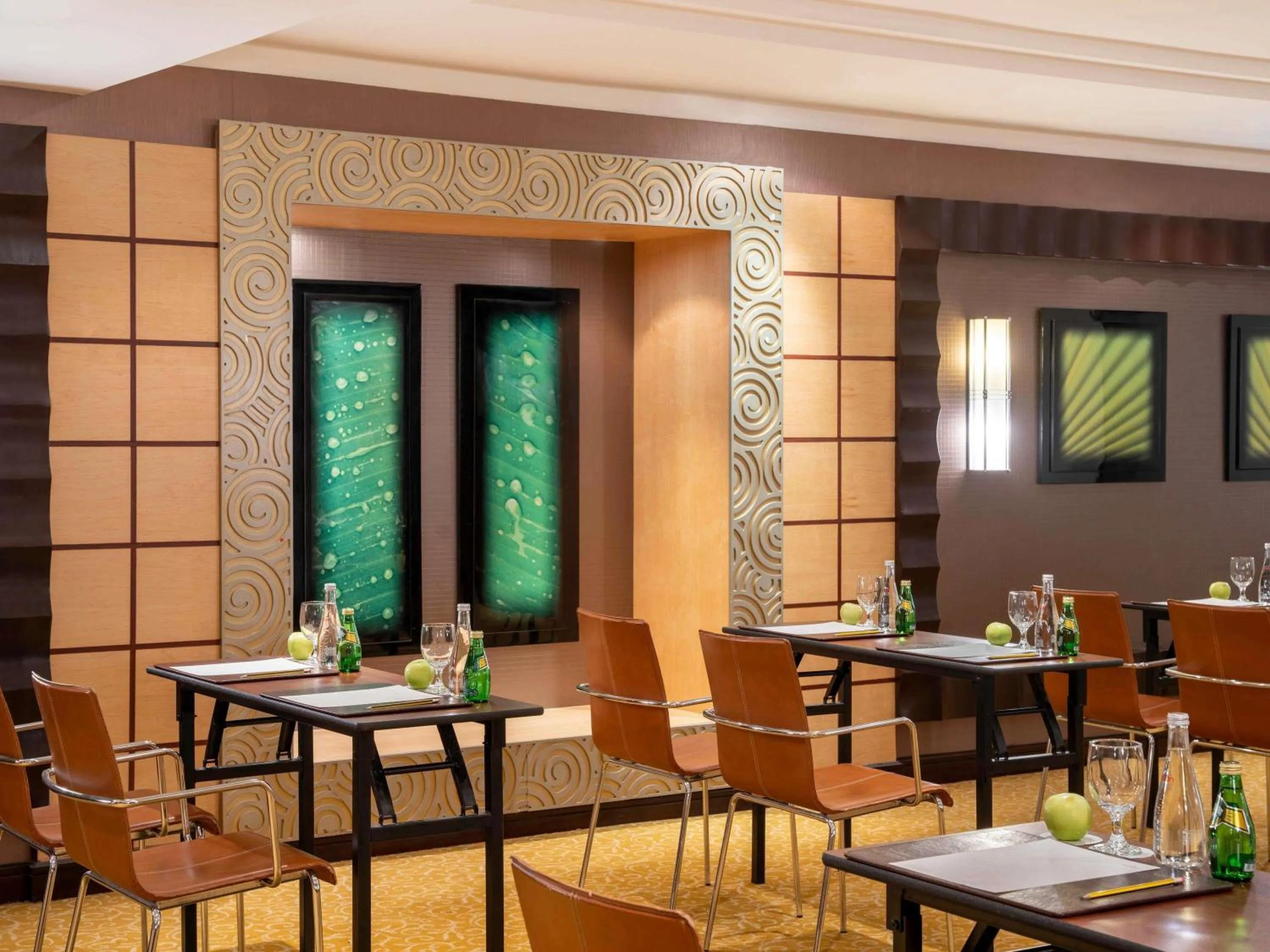 Meeting/conference room in Anwar Al Madinah Mövenpick