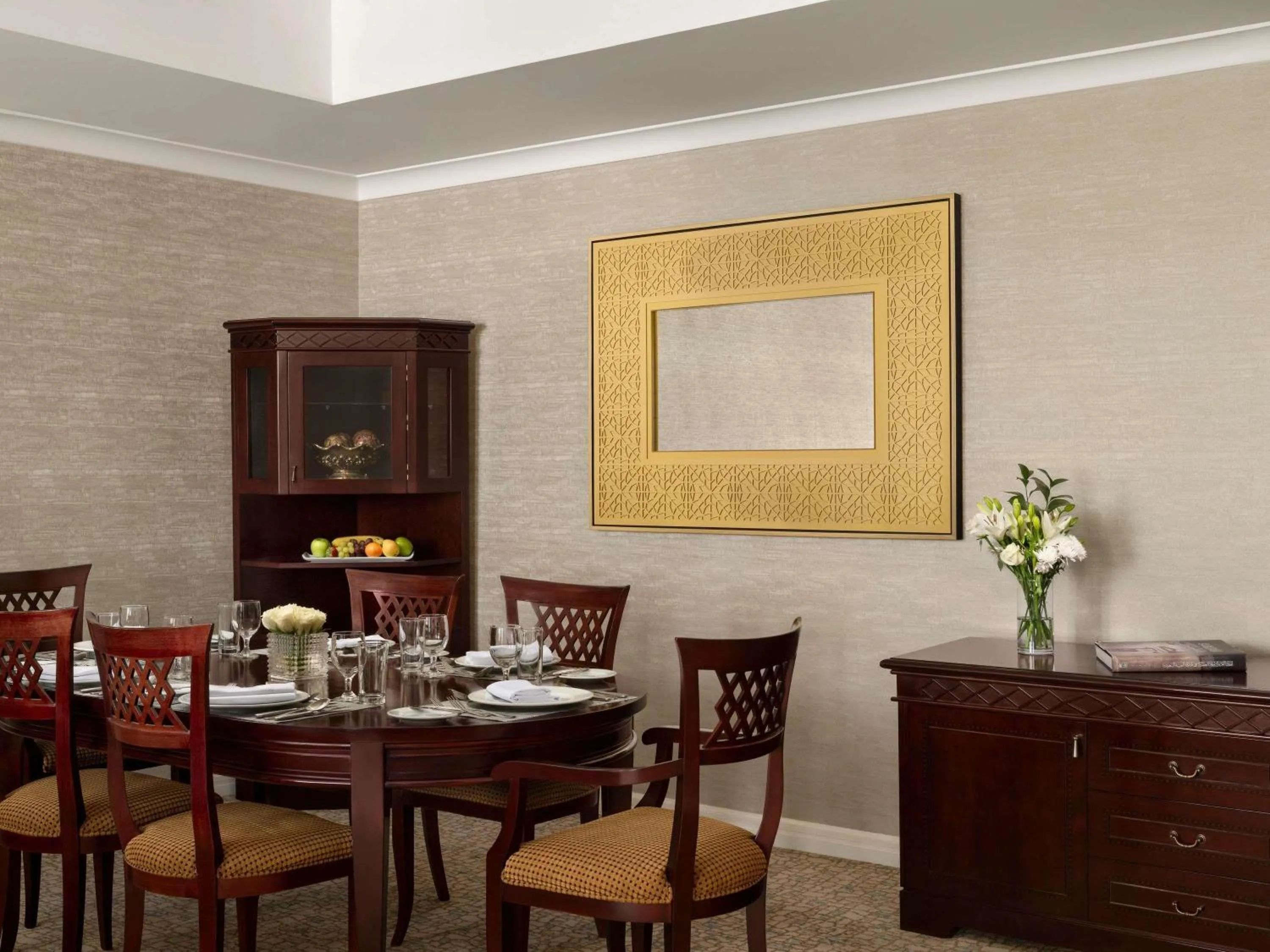 Bedroom in Anwar Al Madinah Mövenpick