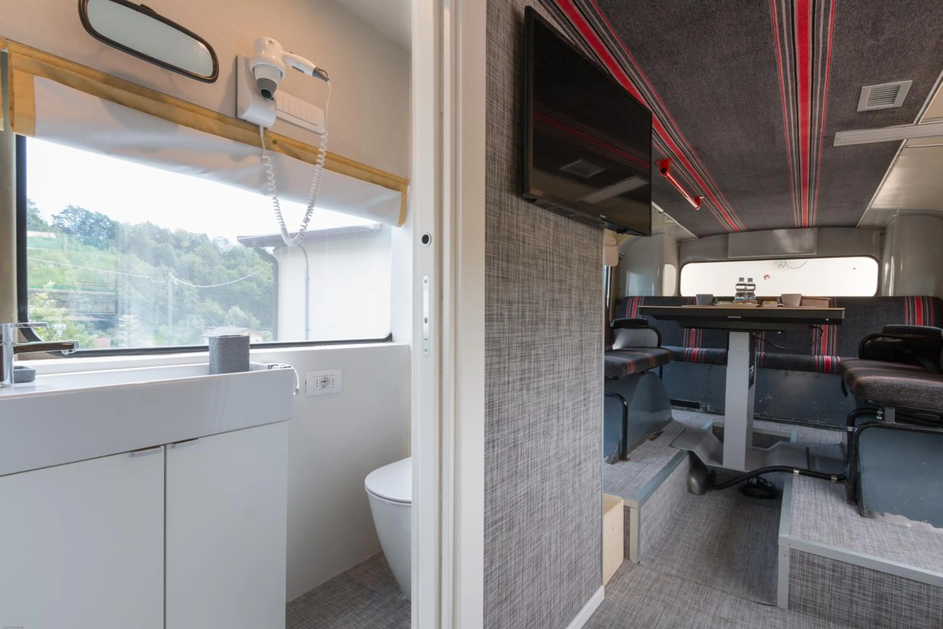 Bathroom in Bed In Bus