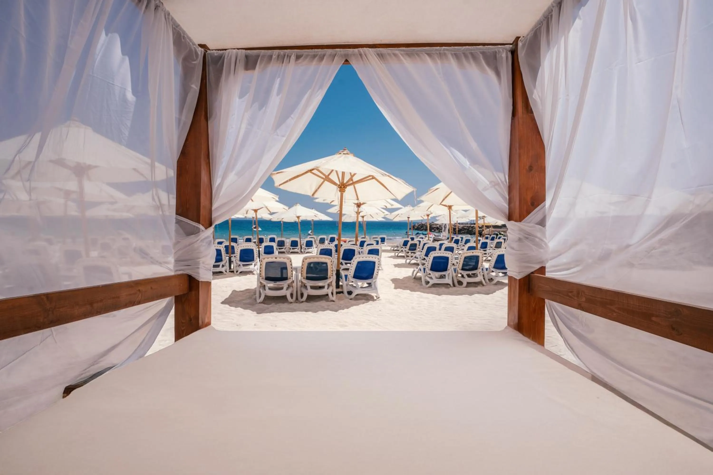 Beach, Bed in Porto Sokhna Hotel & Spa