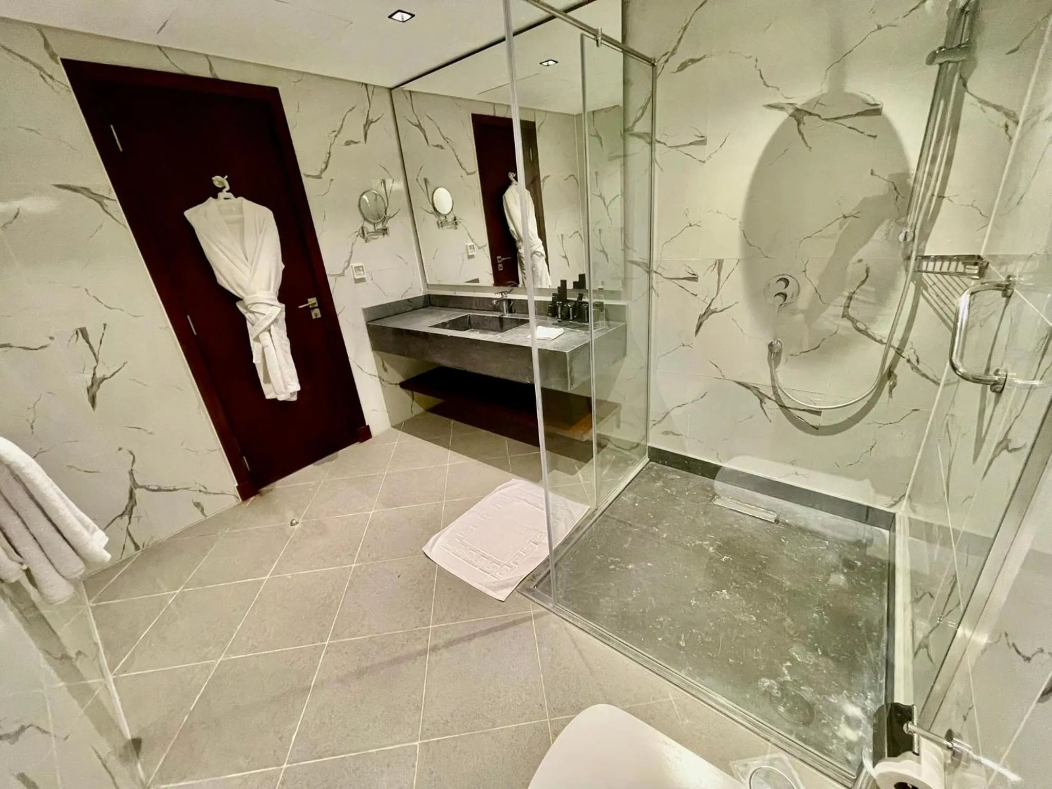 Shower in Porto Sokhna Hotel & Spa