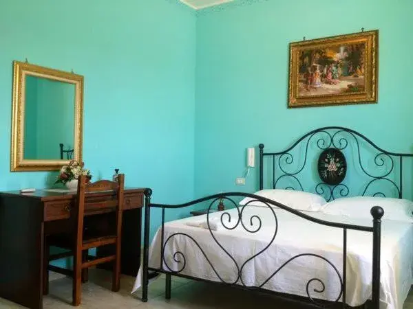 Quadruple Room with Bathroom in Sogni d'Oro Quadruple Room with Bathroom in Sogni d'Oro