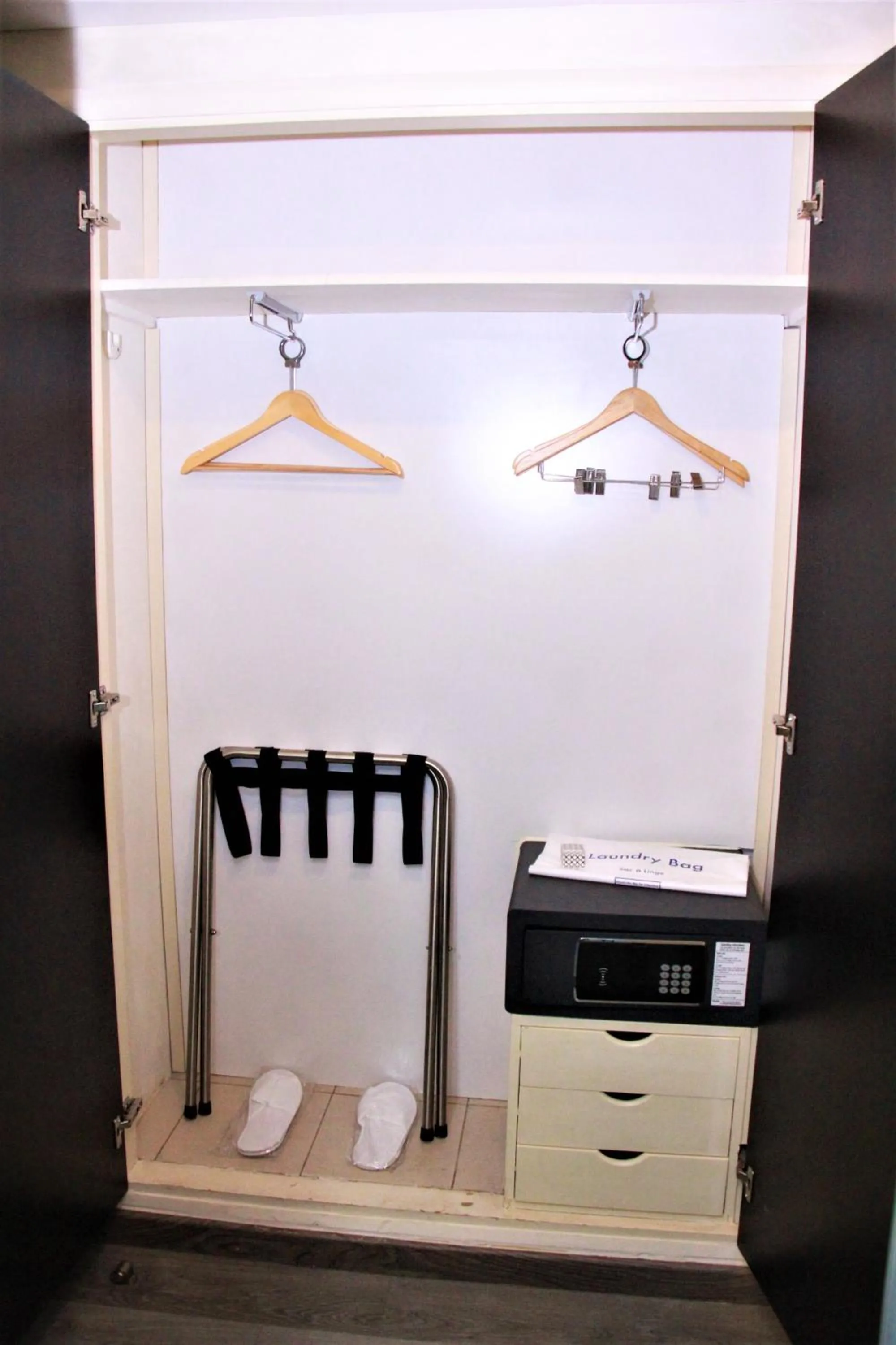 safe in Beverly Hotel Beirut