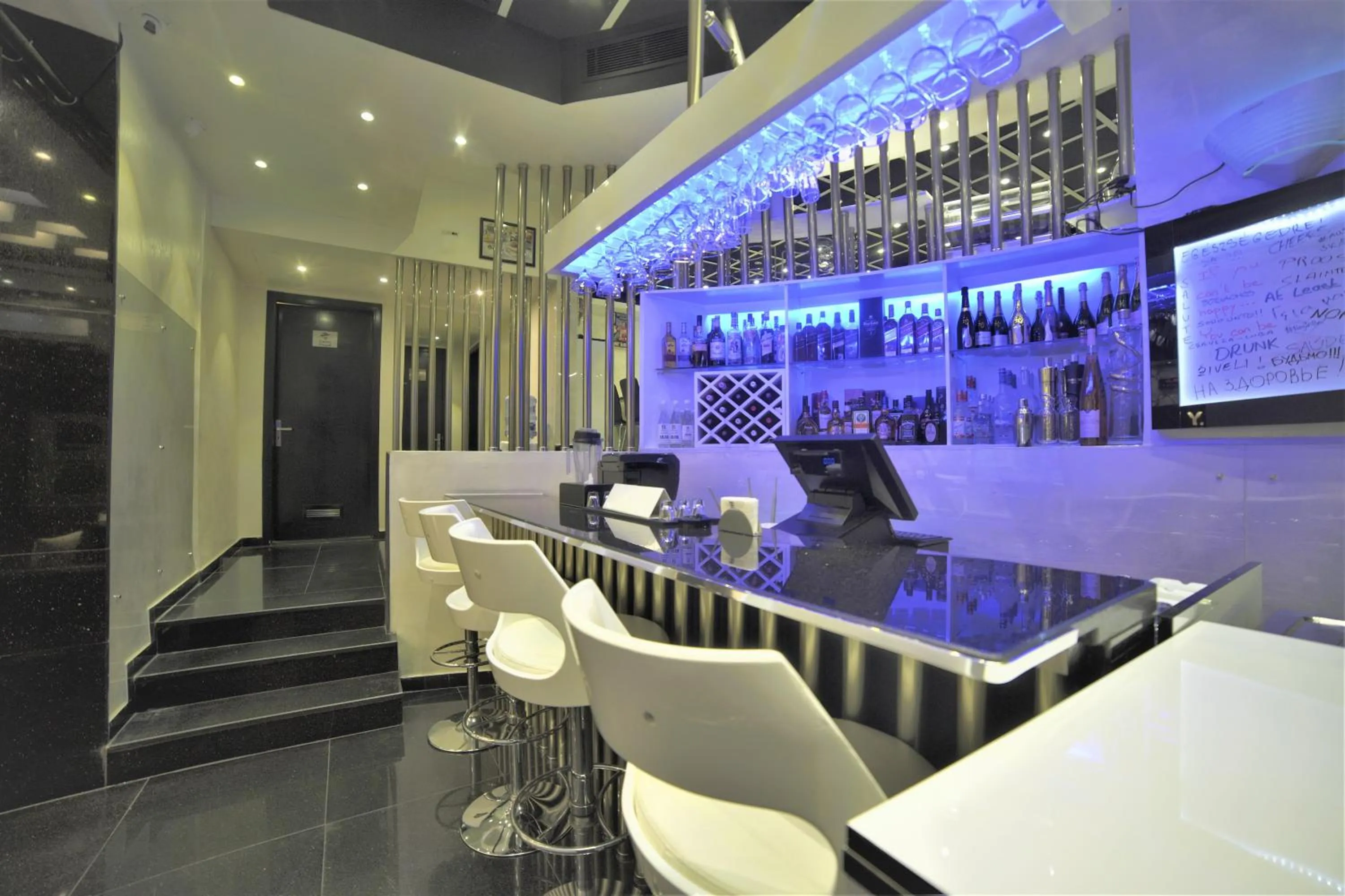 Lounge or bar in Beverly Hotel Beirut