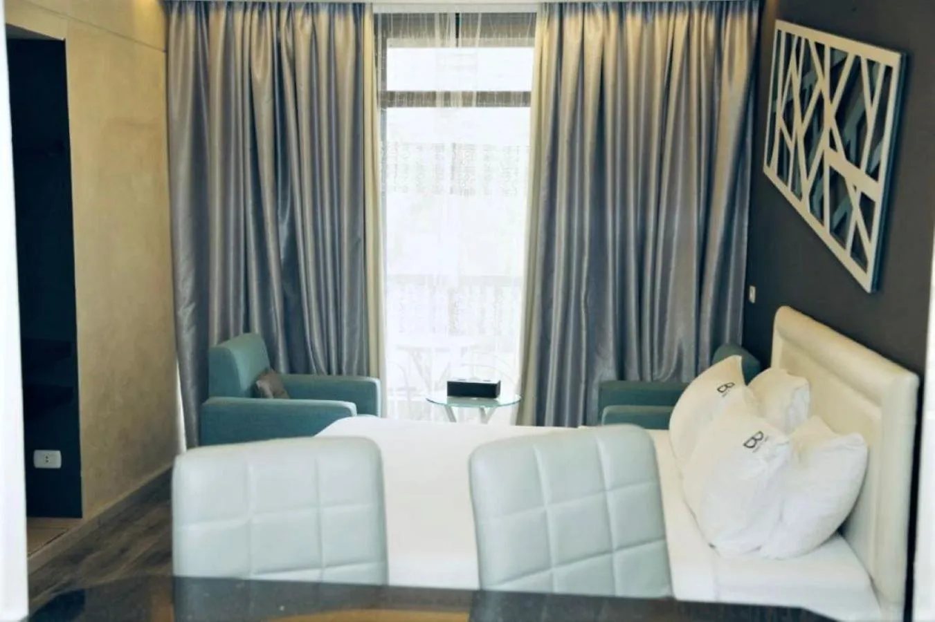 Bedroom, Bed in Beverly Hotel Beirut