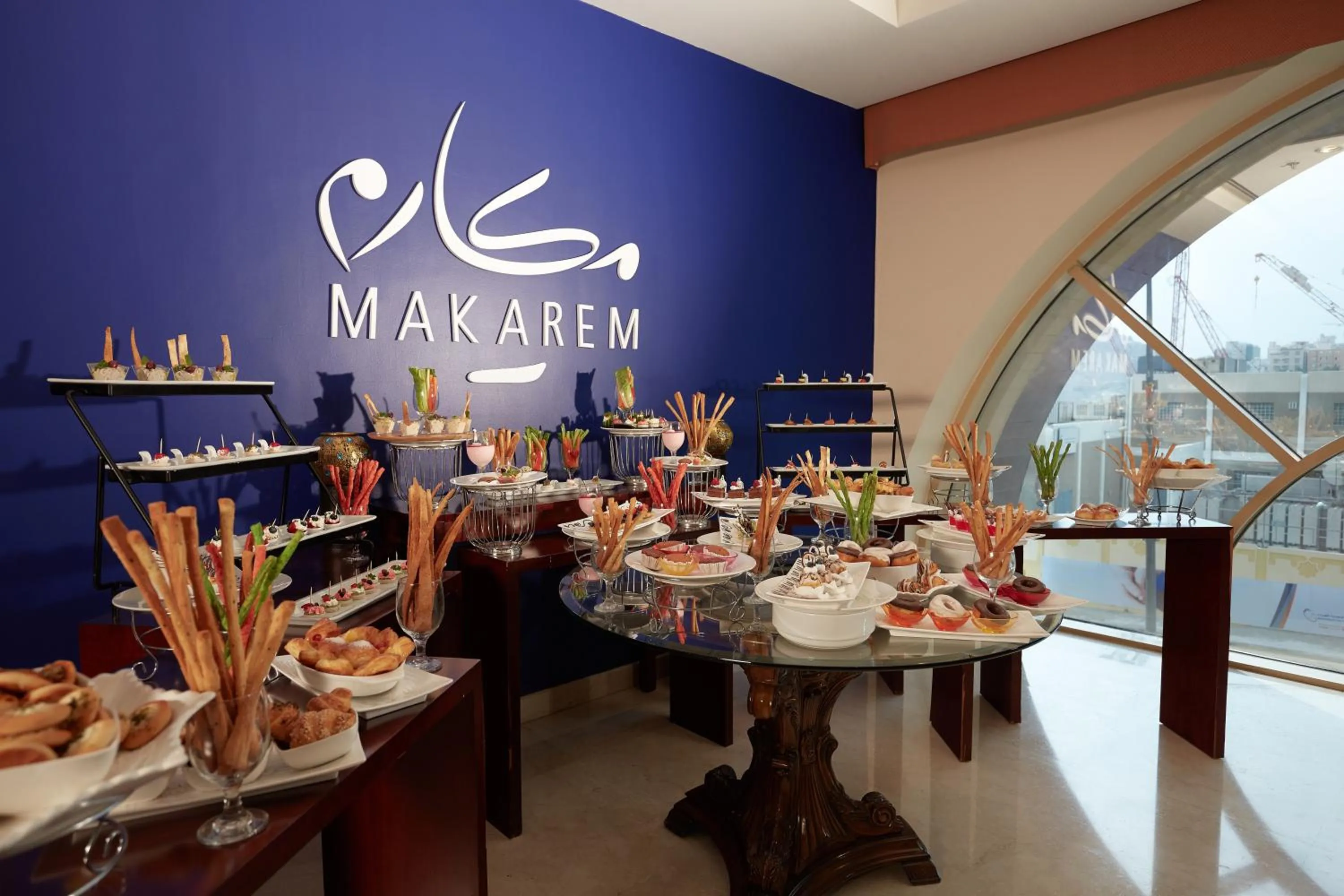 Food in Makarem Umm Al Qura Hotel