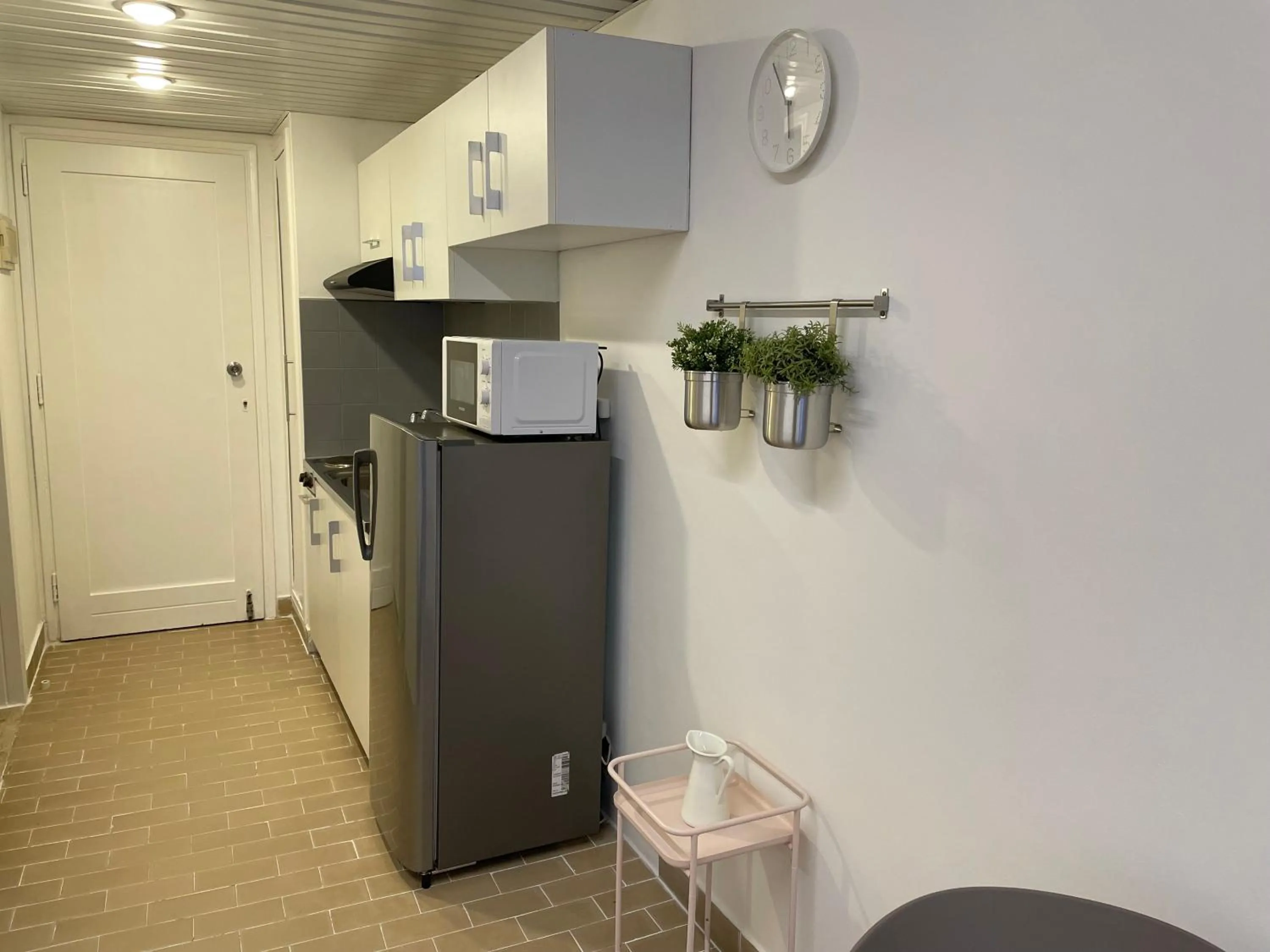 Kitchen or kitchenette in St Paul Resort