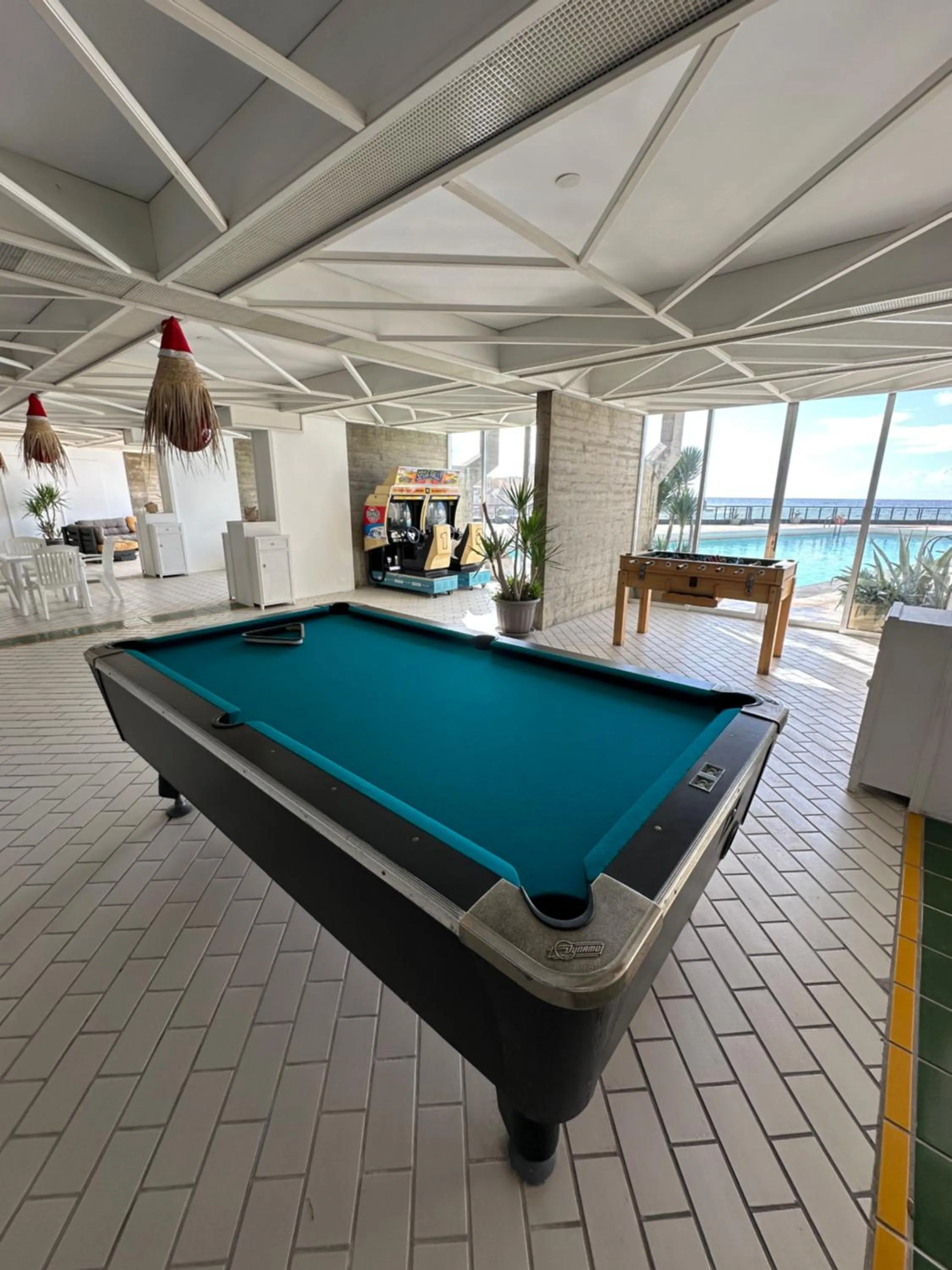 Restaurant/places to eat in St Paul Resort