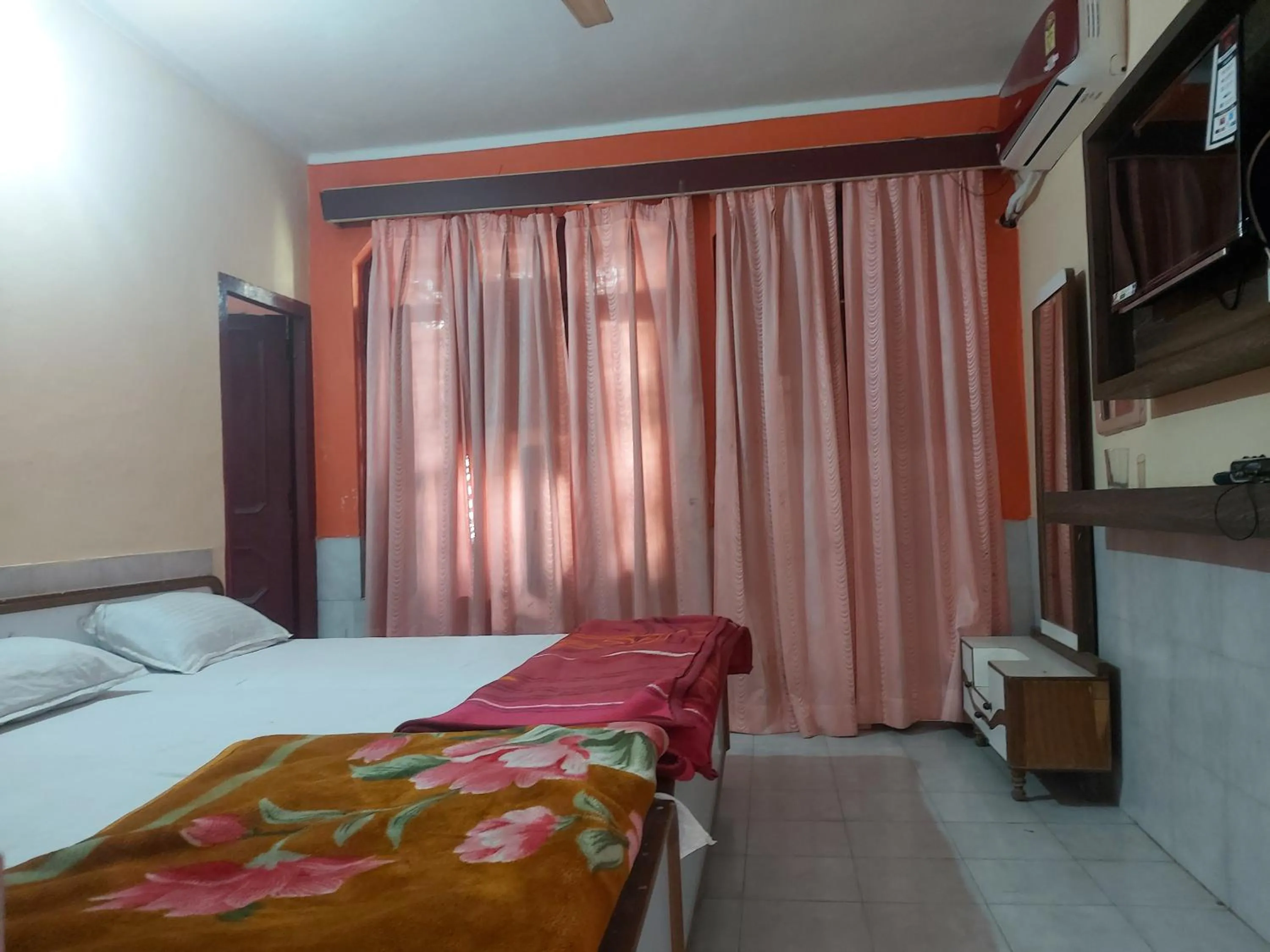 Bed in Hotel Vijay laxmi