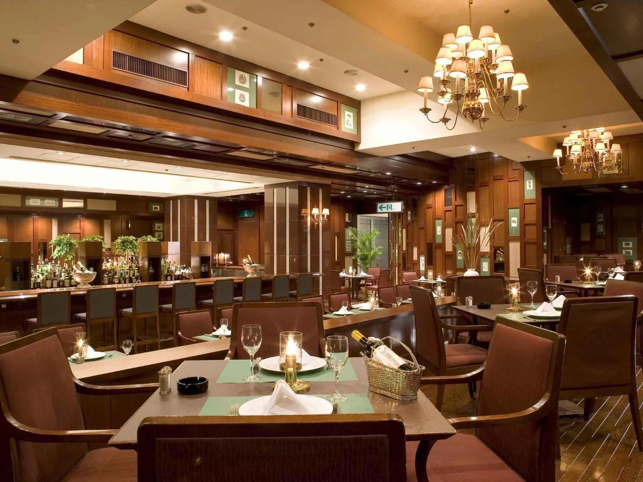 Restaurant/places to eat in The Cypress Mercure Hotel Nagoya