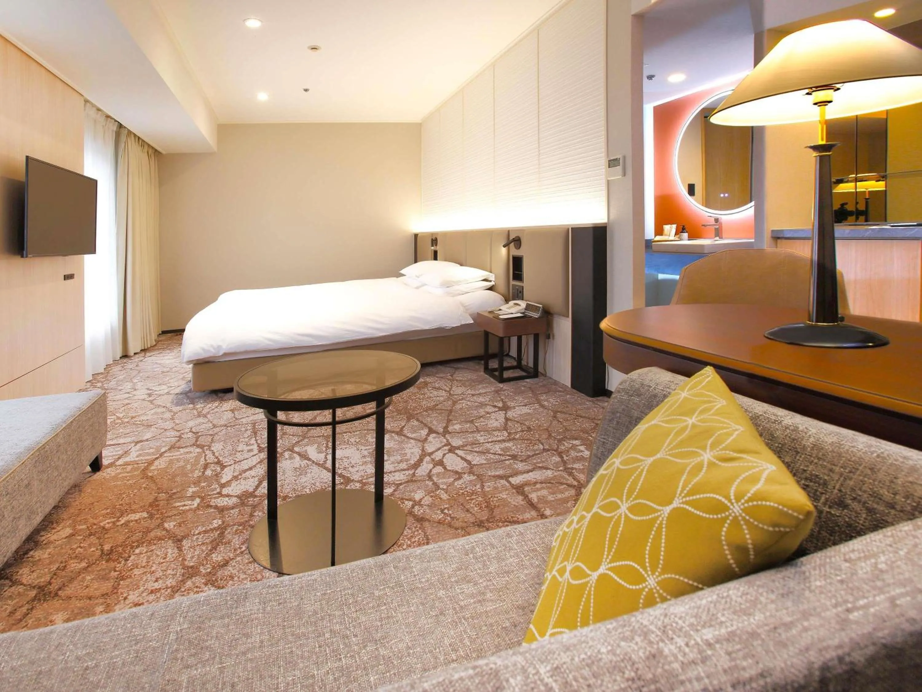 Bedroom, Bed in The Cypress Mercure Hotel Nagoya