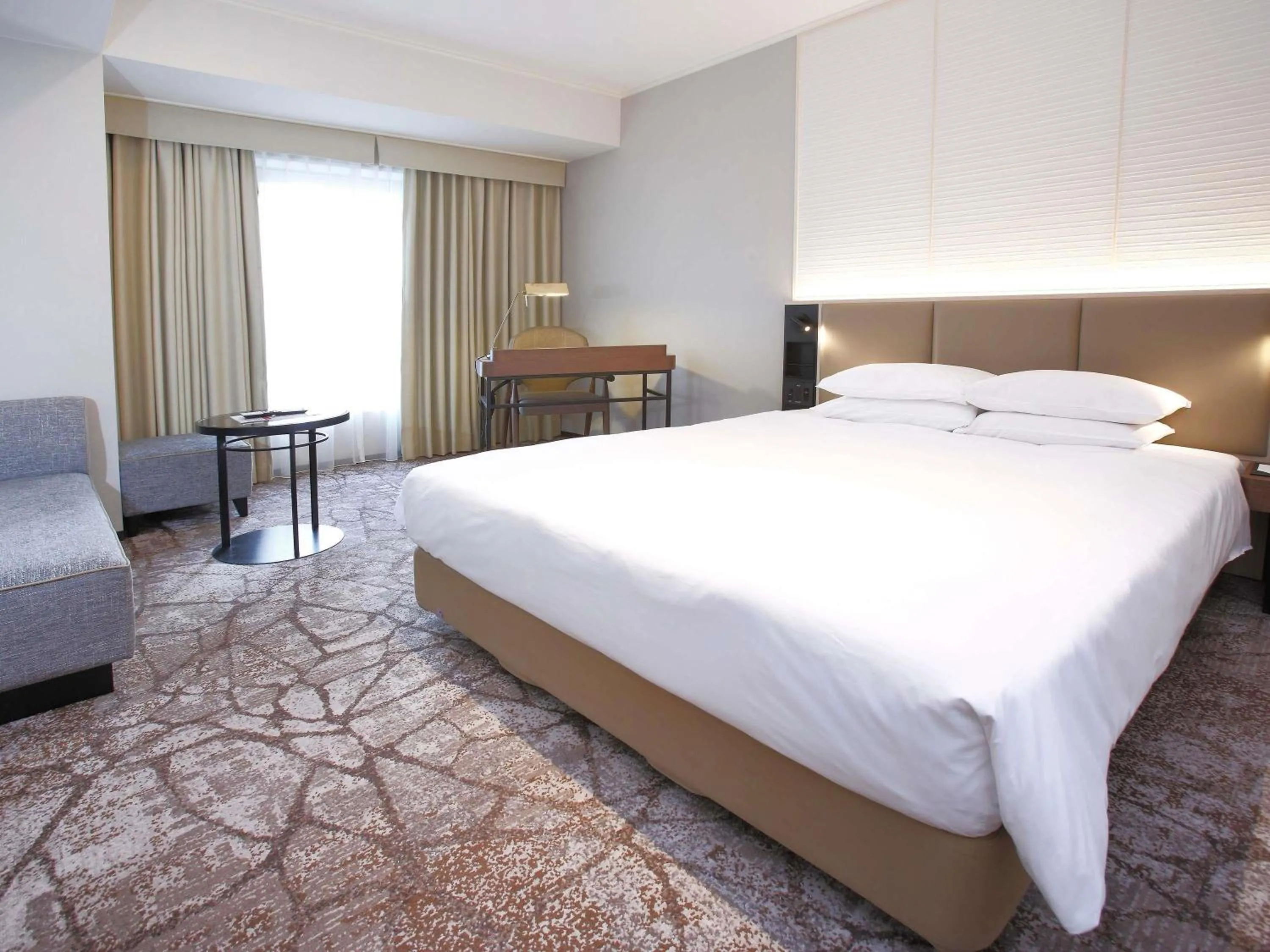 Bedroom, Bed in The Cypress Mercure Hotel Nagoya