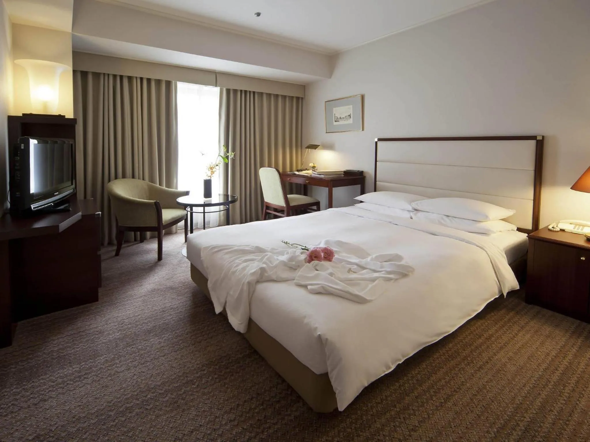 Bedroom, Bed in The Cypress Mercure Hotel Nagoya