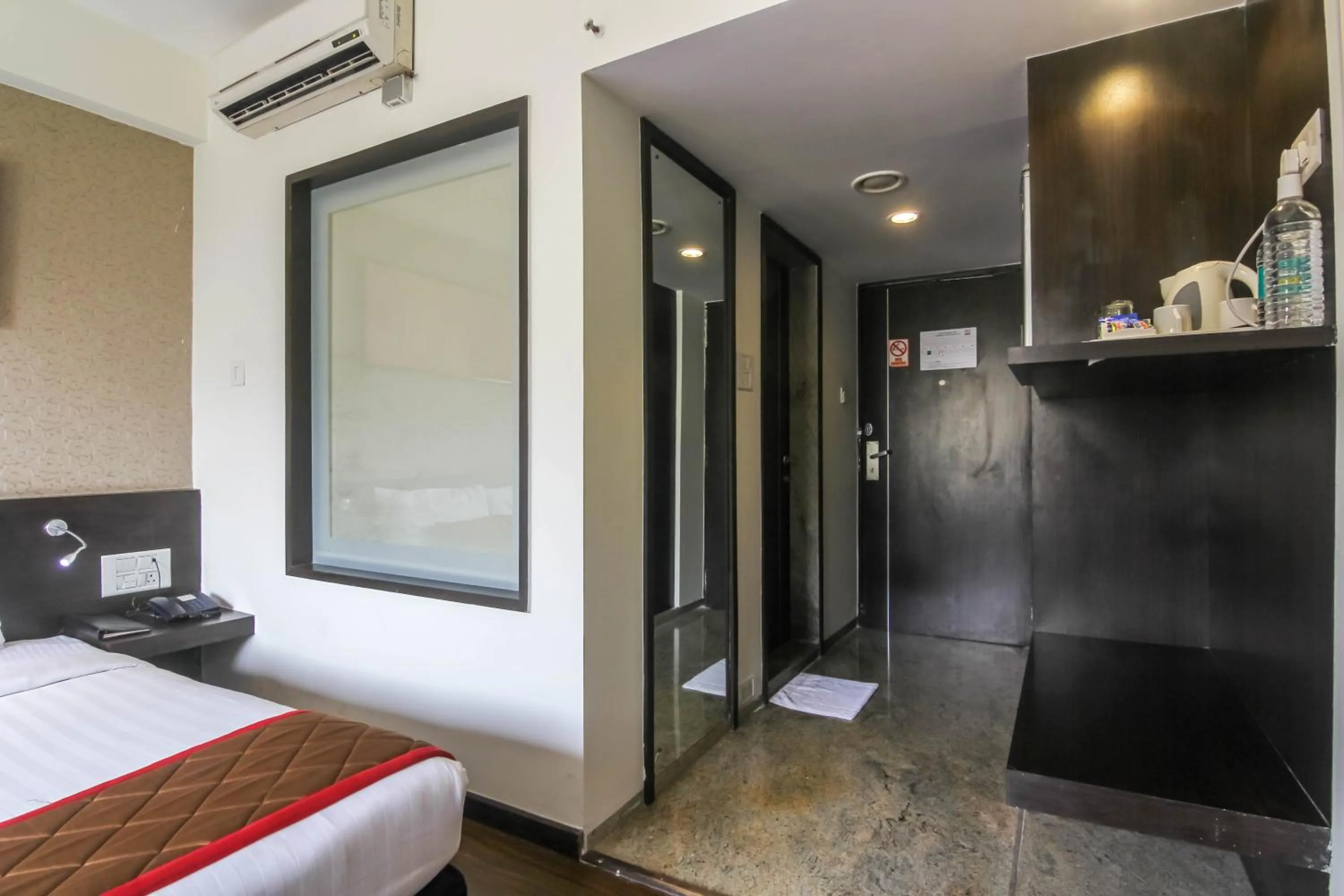 Area and facilities, Bed in Hotel LXIA Hinjewadi - Indian Nationals Only