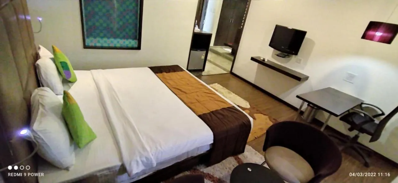 Bed in Hotel LXIA Hinjewadi - Indian Nationals Only