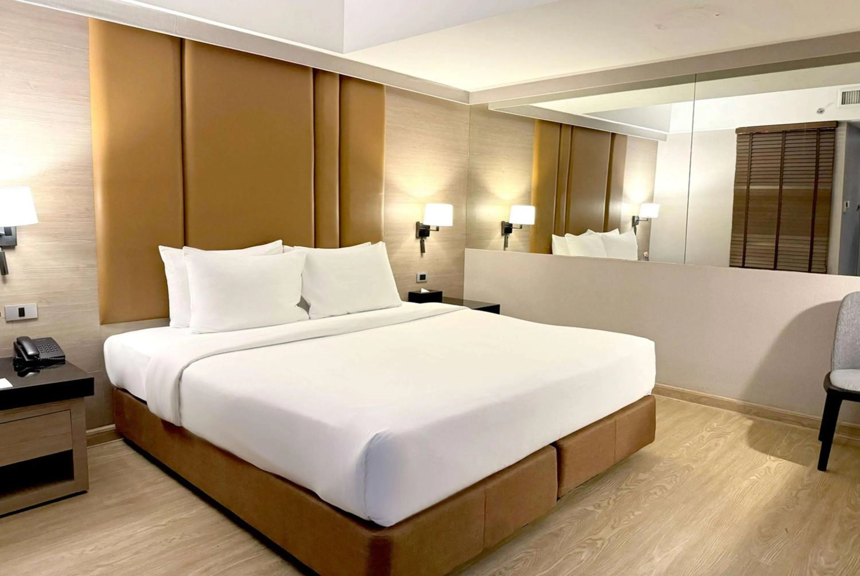 Photo of the whole room, Bed in Ramada Sukhumvit Soi Eleven