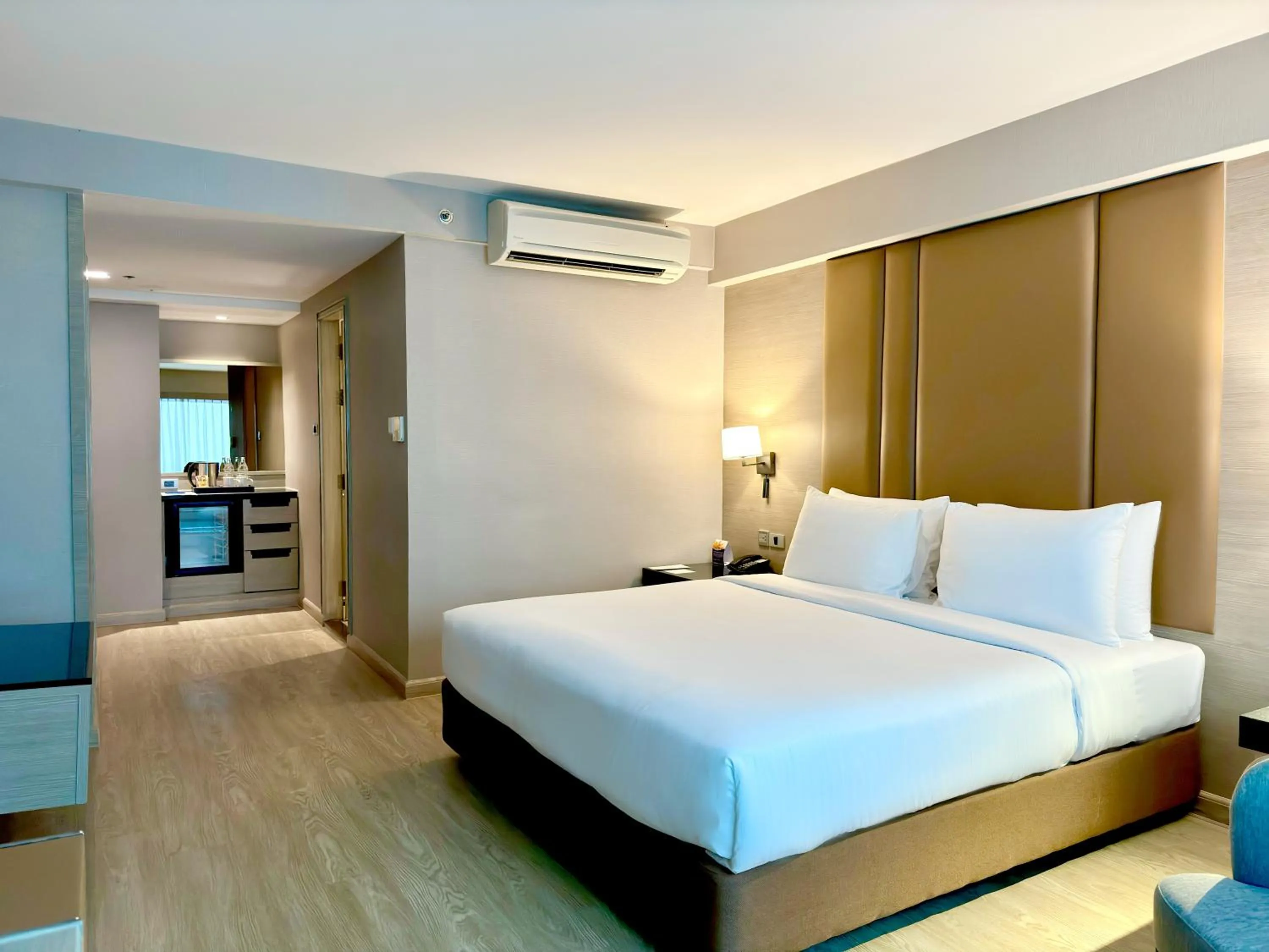 Bed in Ramada Sukhumvit Soi Eleven