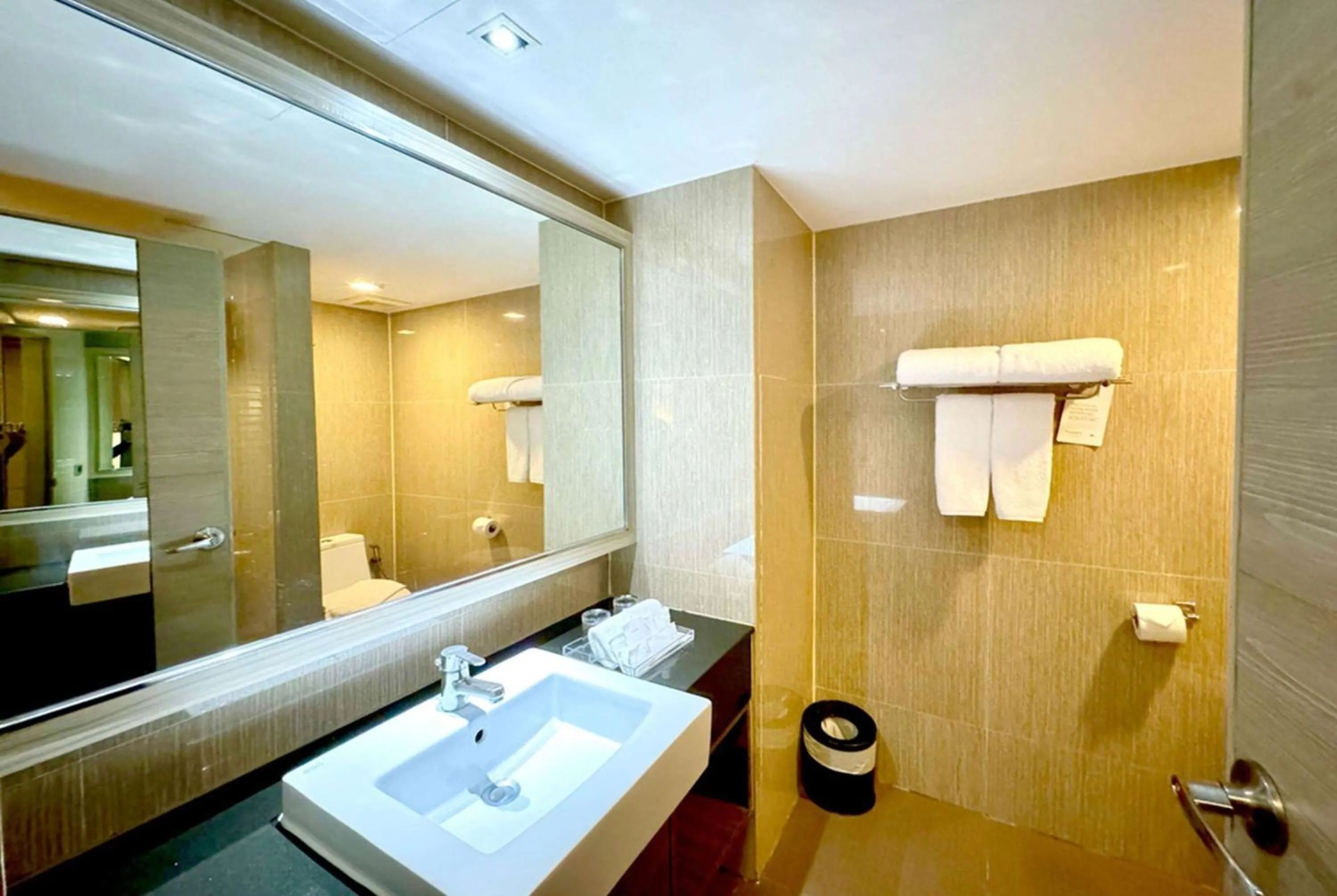 Bathroom in Ramada Sukhumvit Soi Eleven