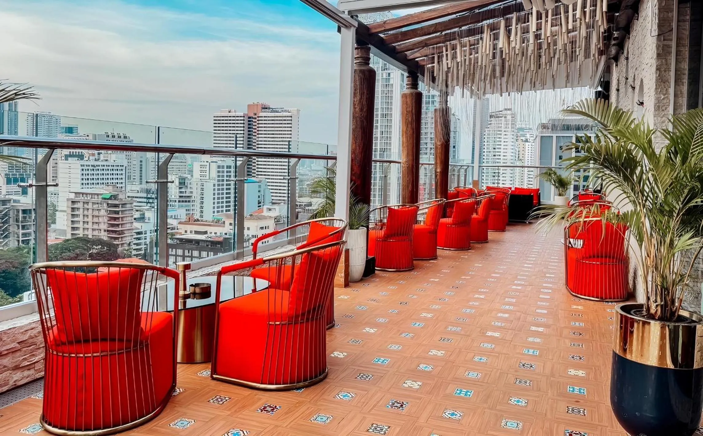 Restaurant/places to eat in Ramada Sukhumvit Soi Eleven