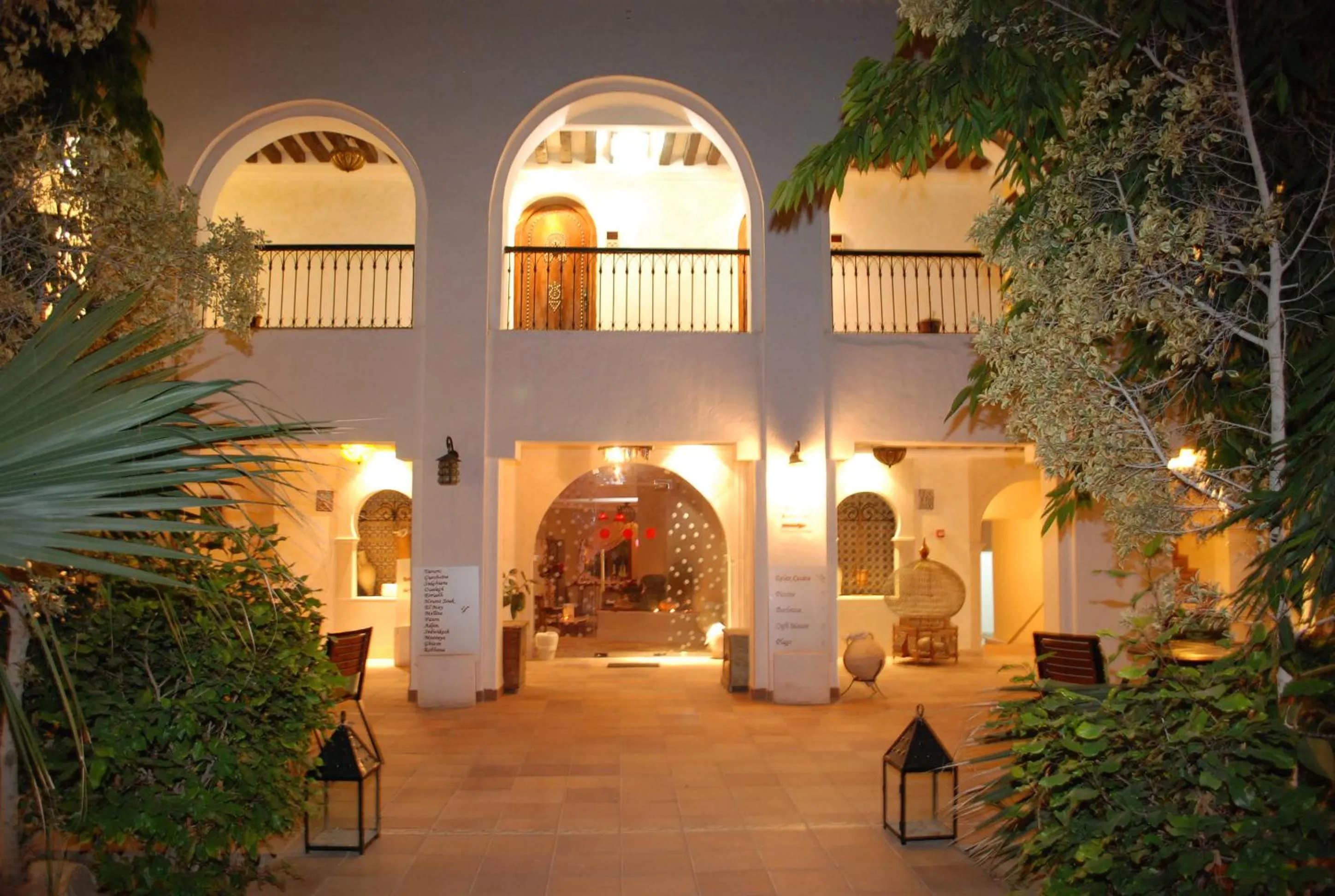 Facade/entrance in Hotel de charme et SPA Dar El Bhar