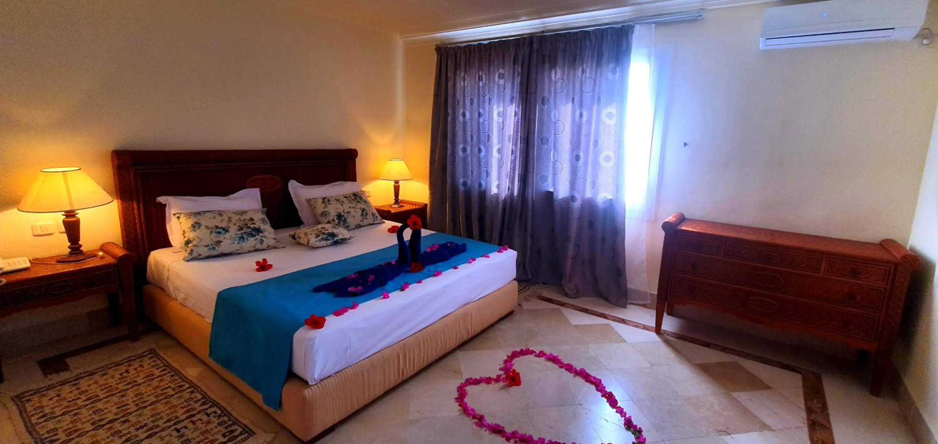 Photo of the whole room, Bed in Hotel de charme et SPA Dar El Bhar