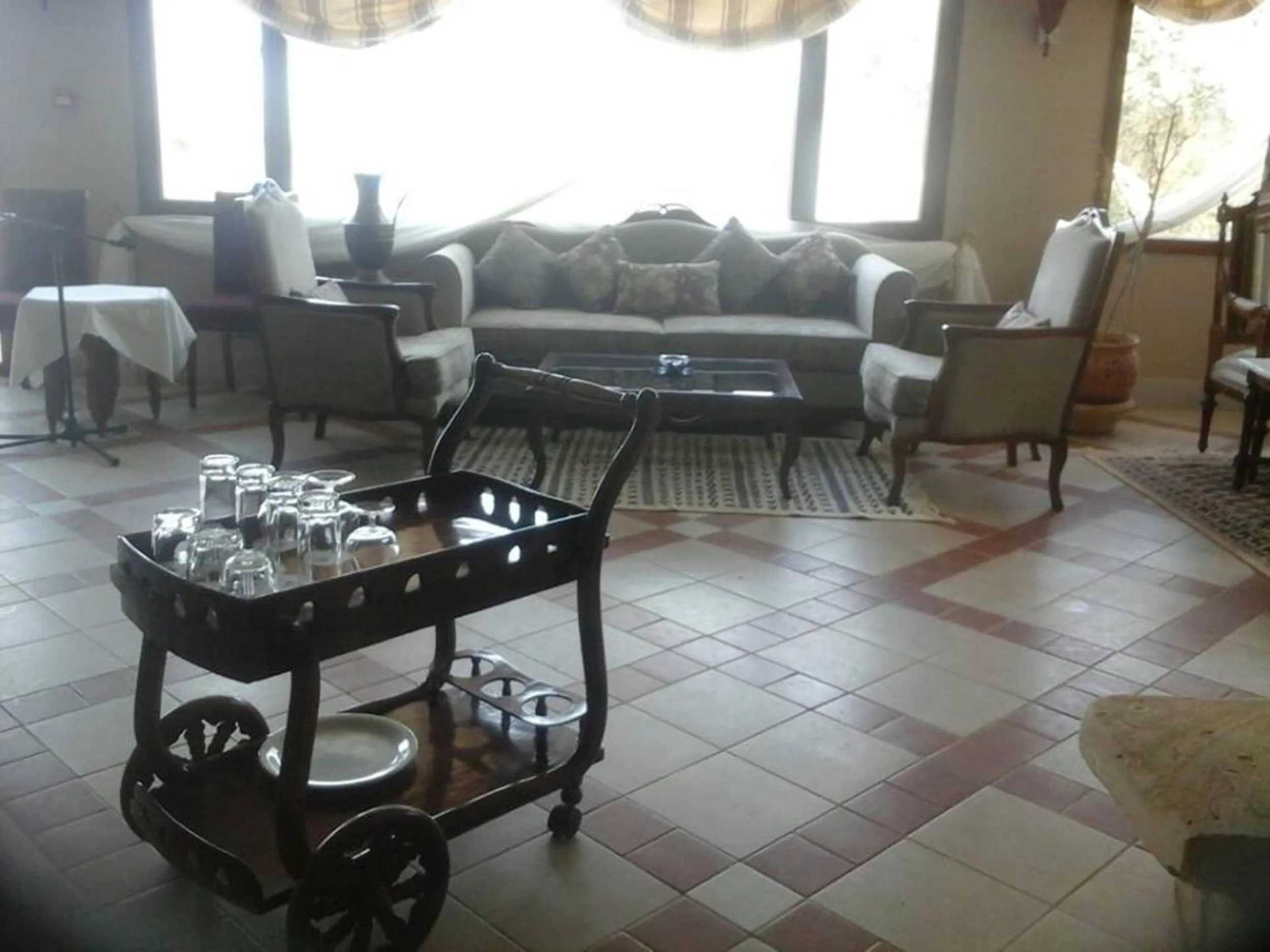 Restaurant/places to eat in Hotel de charme et SPA Dar El Bhar